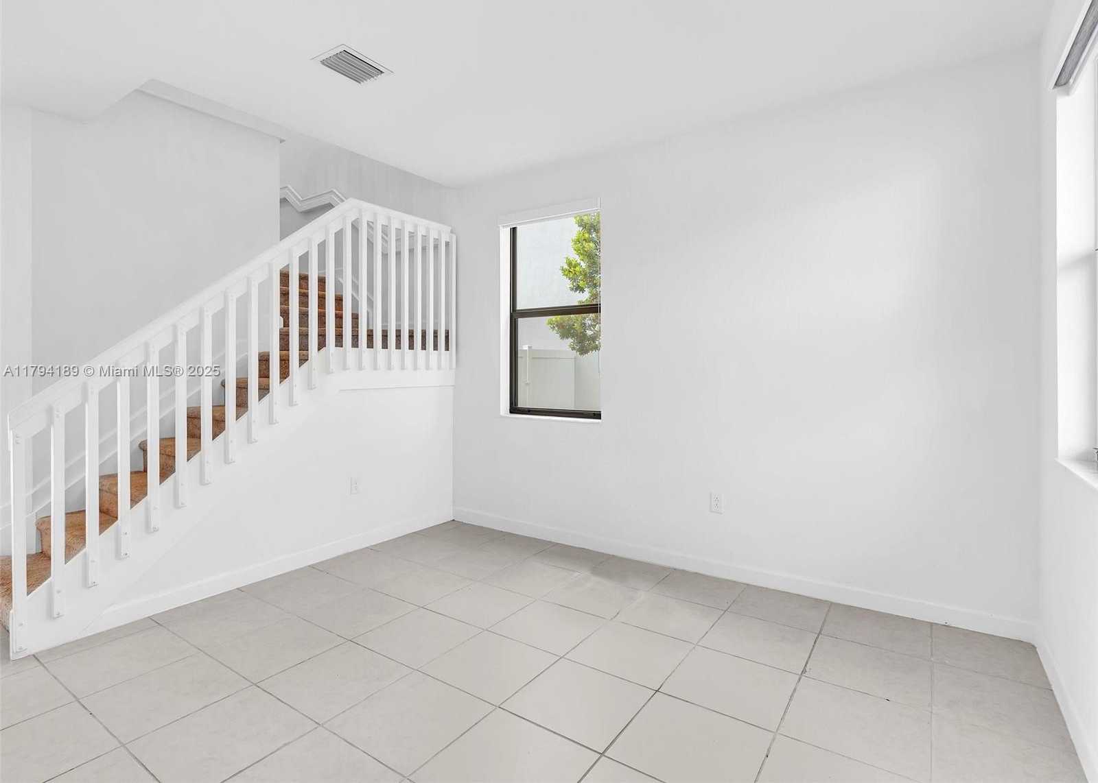 Small Image of 20381 NORTH WEST 4TH CT, Miami Gardens Number 10