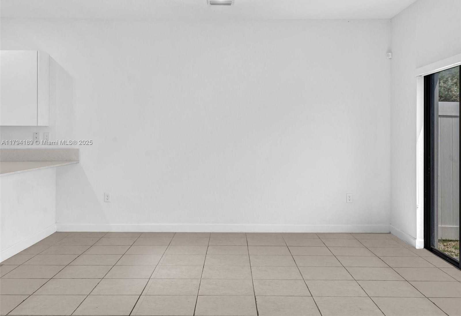 Small Image of 20381 NORTH WEST 4TH CT, Miami Gardens Number 14