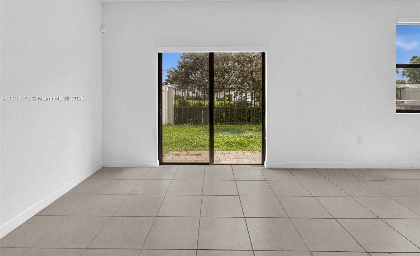 Small Image of 20381 NORTH WEST 4TH CT, Miami Gardens Number 16