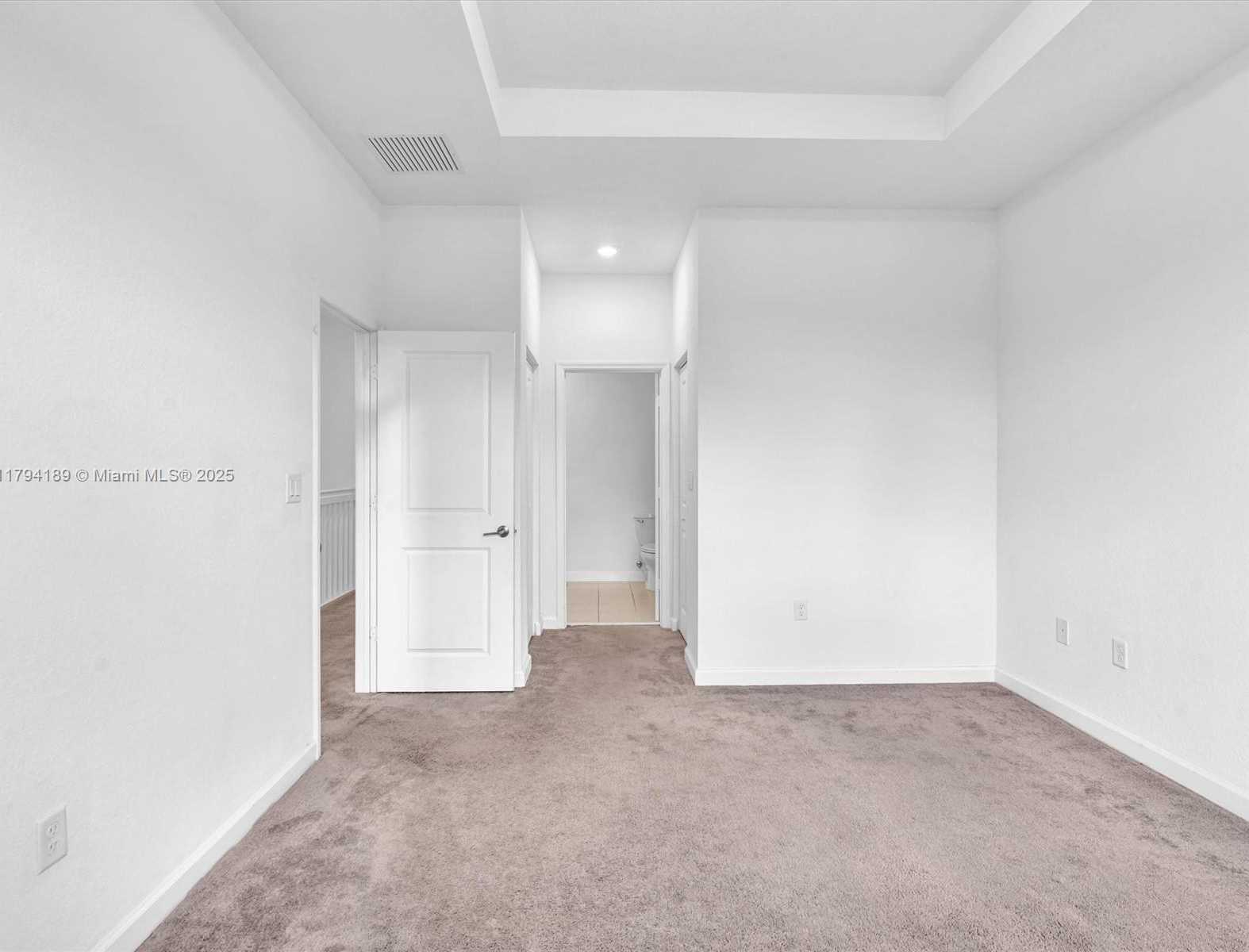 Small Image of 20381 NORTH WEST 4TH CT, Miami Gardens Number 27