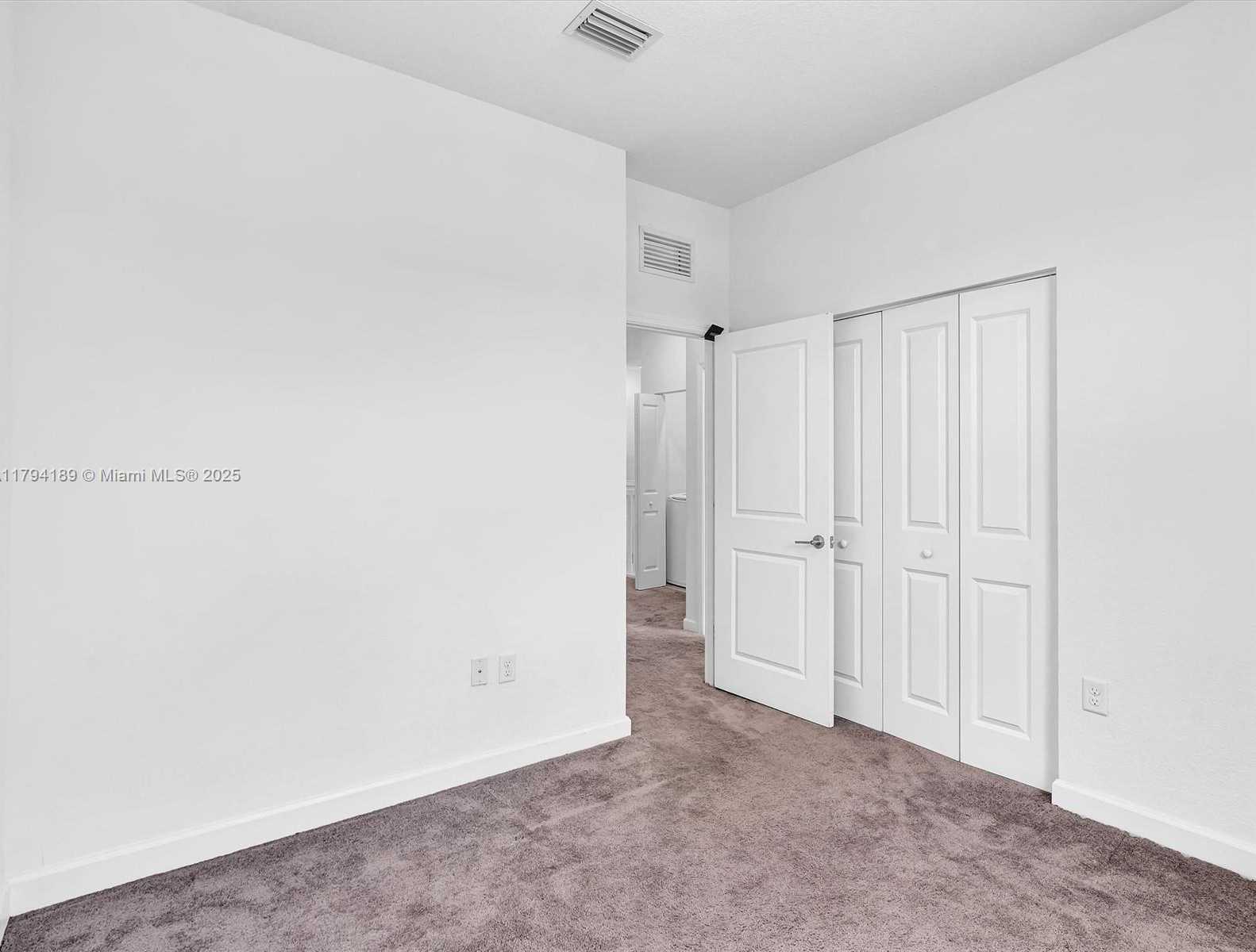 Small Image of 20381 NORTH WEST 4TH CT, Miami Gardens Number 34