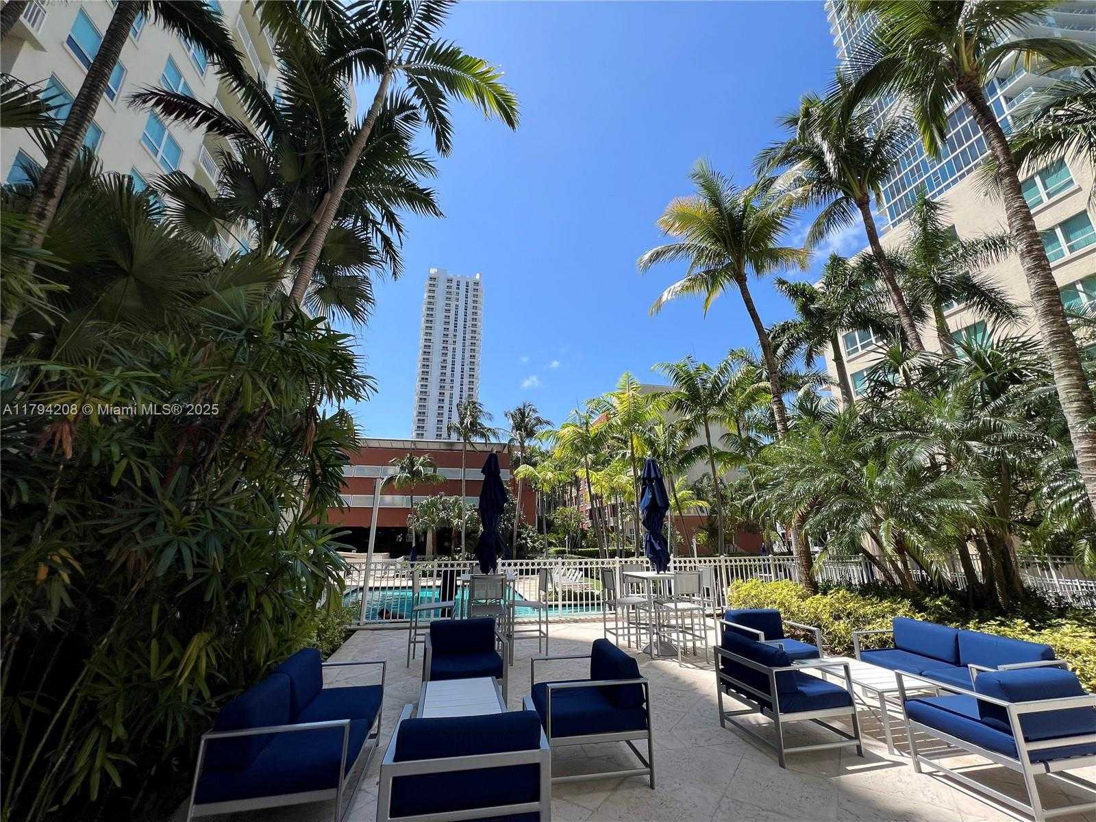 Small Image of 2001 BISCAYNE BLVD #2411, Miami Number 25