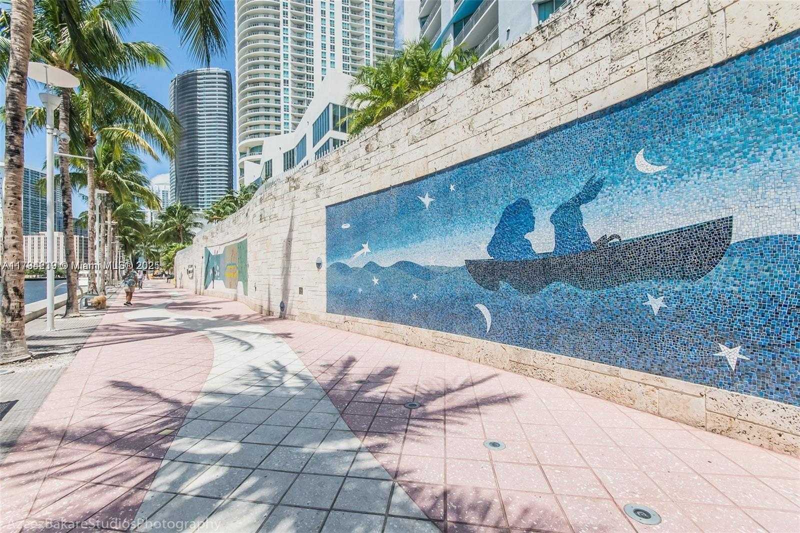 Small Image of 335 SOUTH BISCAYNE BLVD #2102, Miami Number 12