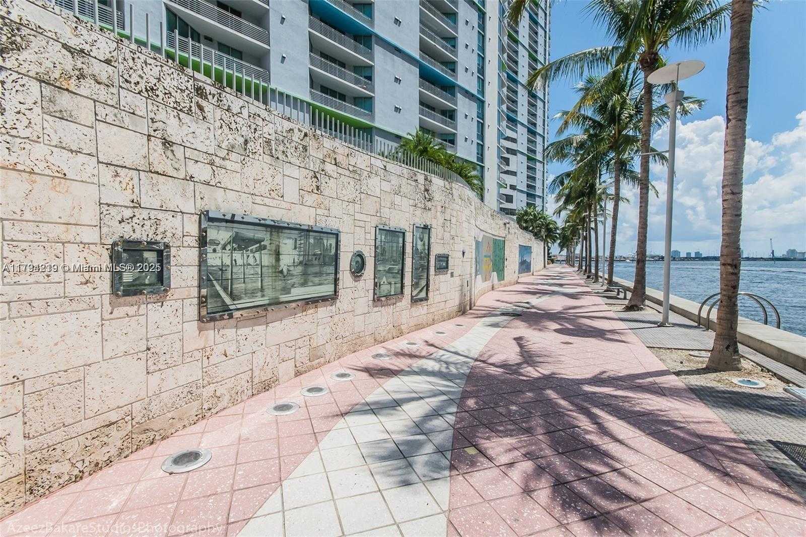 Small Image of 335 SOUTH BISCAYNE BLVD #2102, Miami Number 13