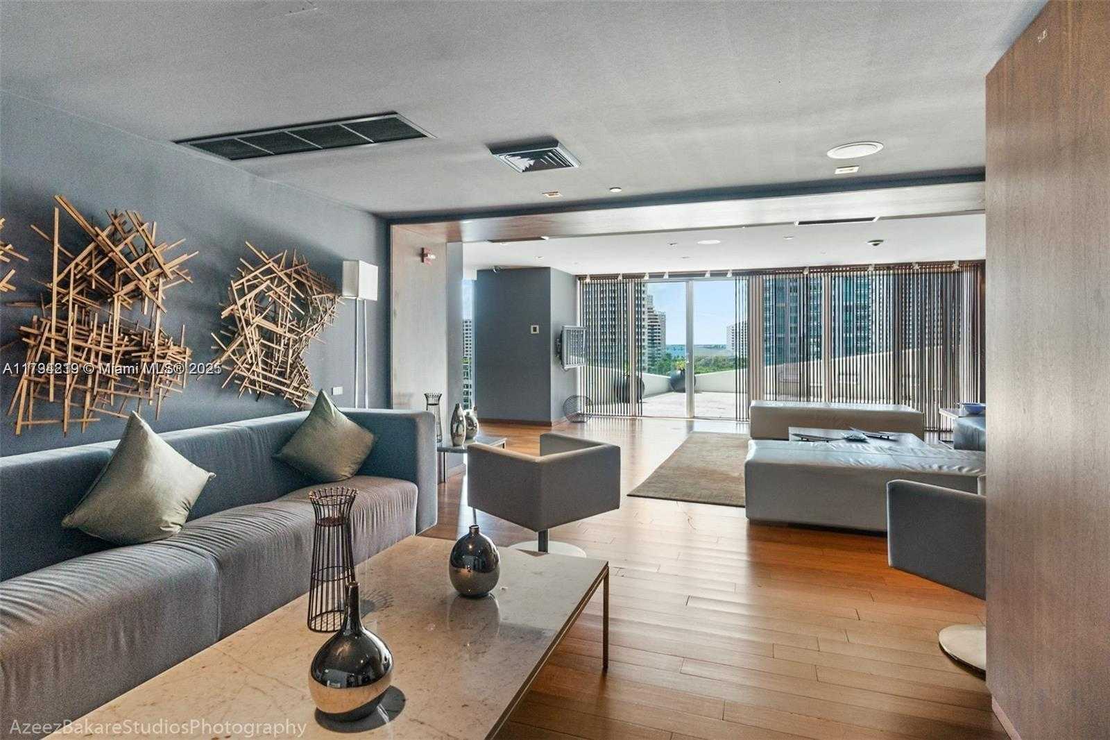 Small Image of 335 SOUTH BISCAYNE BLVD #2102, Miami Number 14