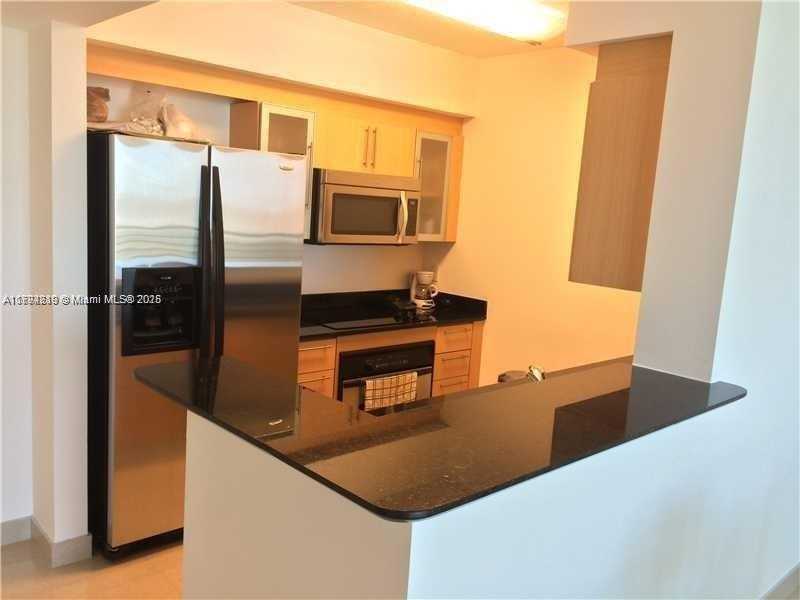 Small Image of 335 SOUTH BISCAYNE BLVD #2102, Miami Number 3