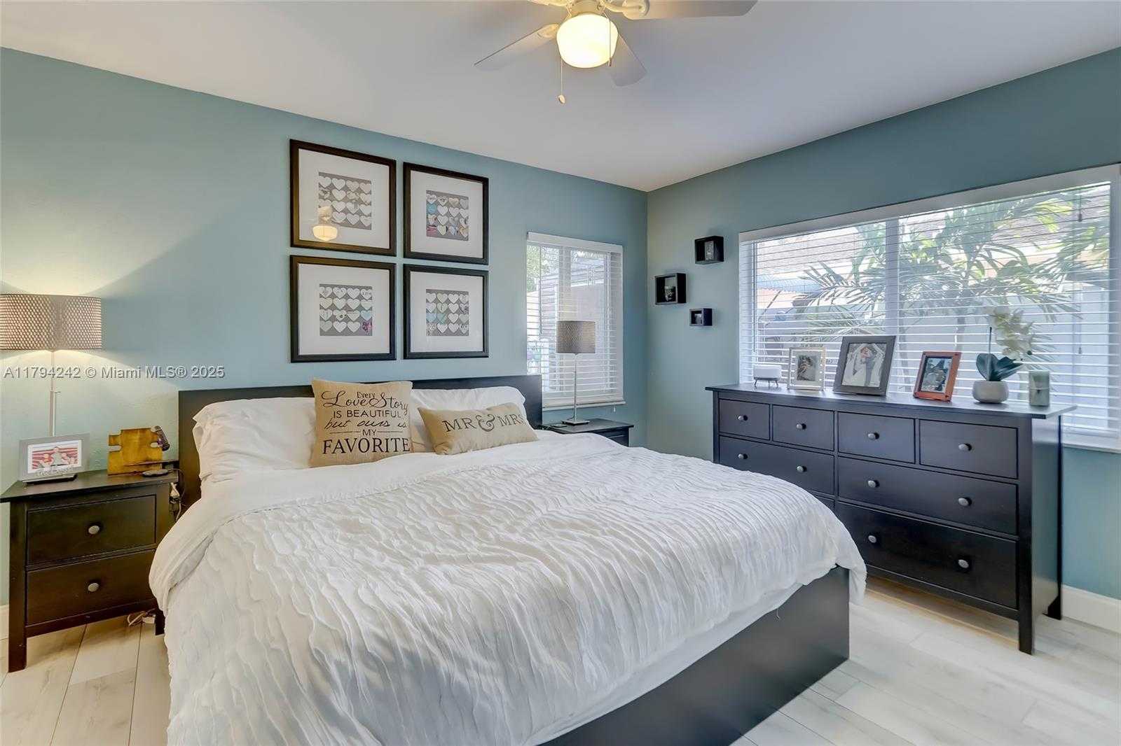 Small Image of 1516 SOUTH WEST 30TH AVE, Fort Lauderdale Number 11