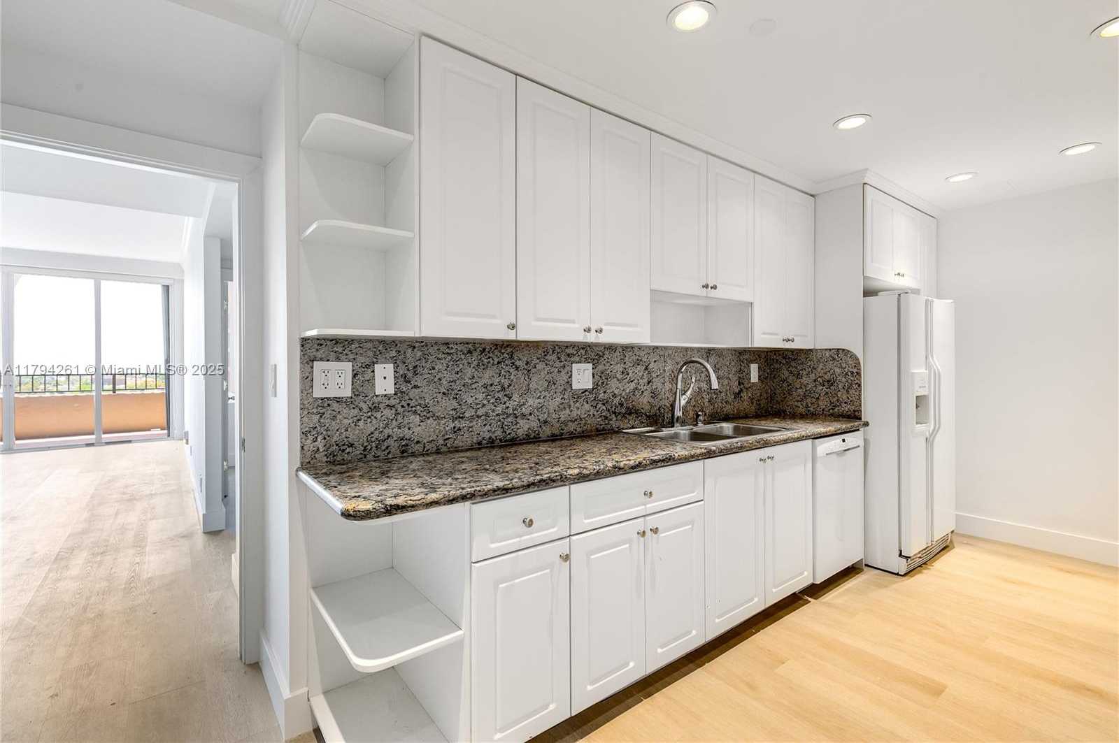 Small Image of 251 #804, Key Biscayne Number 10
