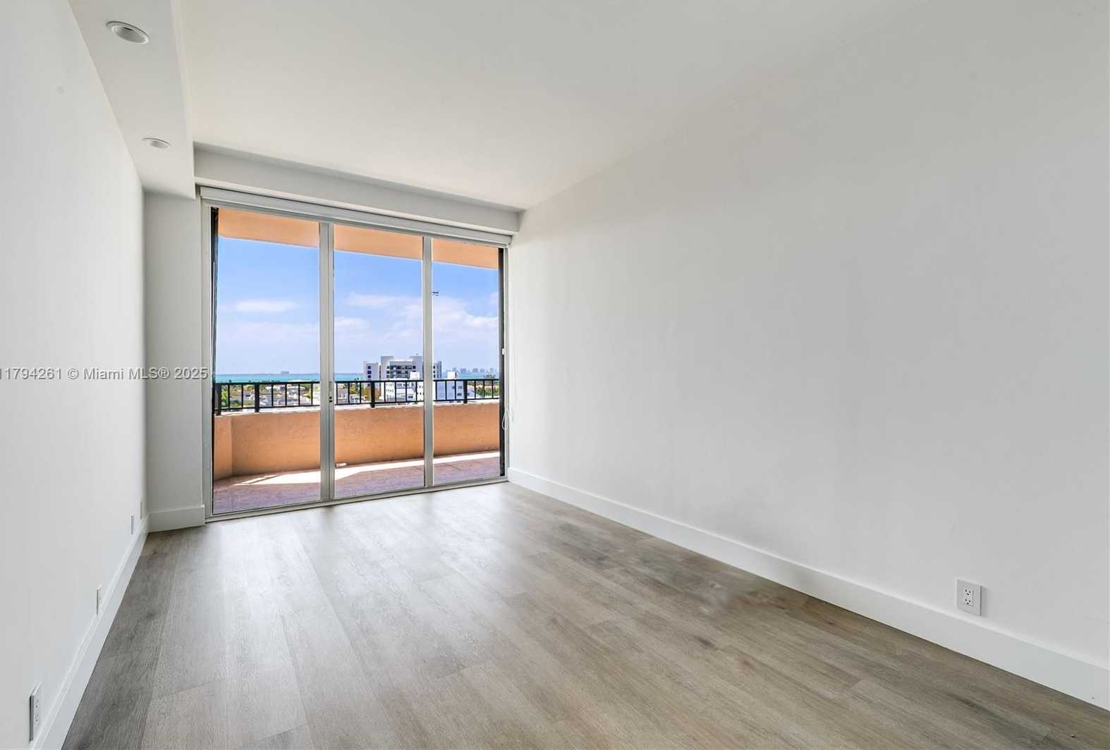 Small Image of 251 #804, Key Biscayne Number 14