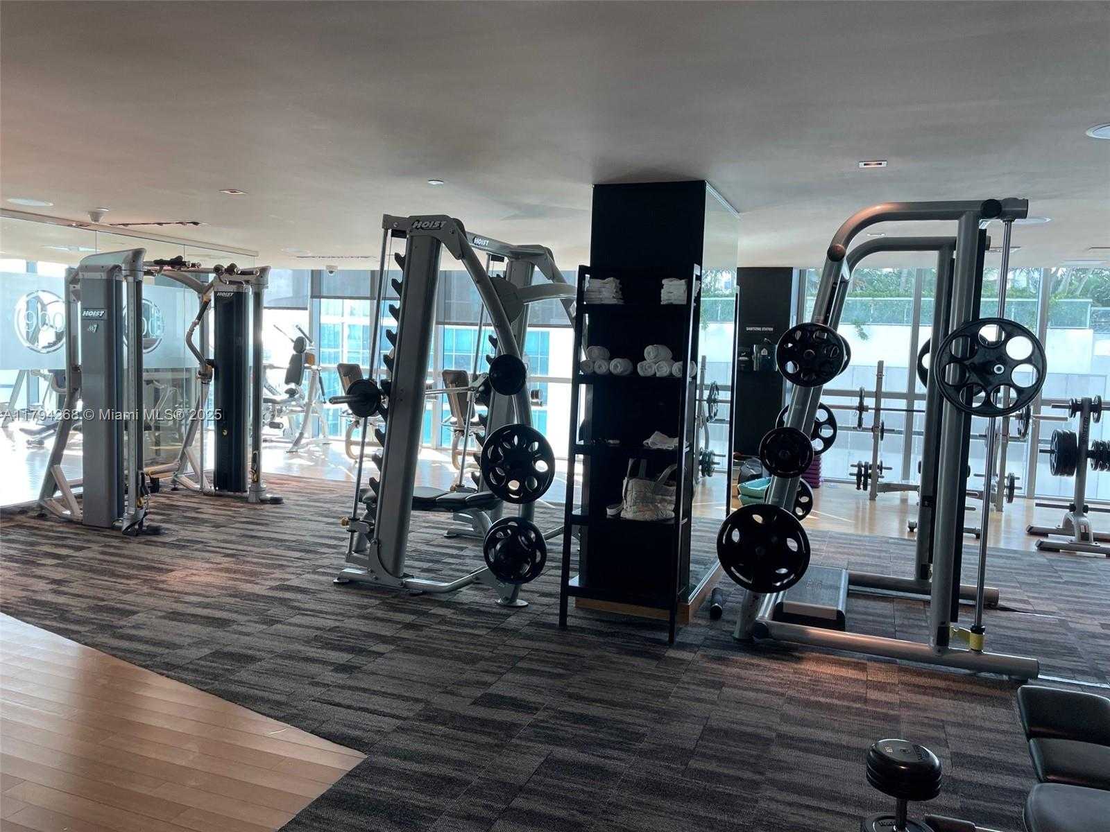 Small Image of 900 BISCAYNE BLVD #5707, Miami Number 22