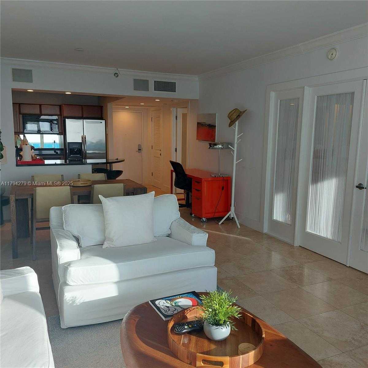 Small Image of 2301 COLLINS AVE #1125, Miami Beach Number 15