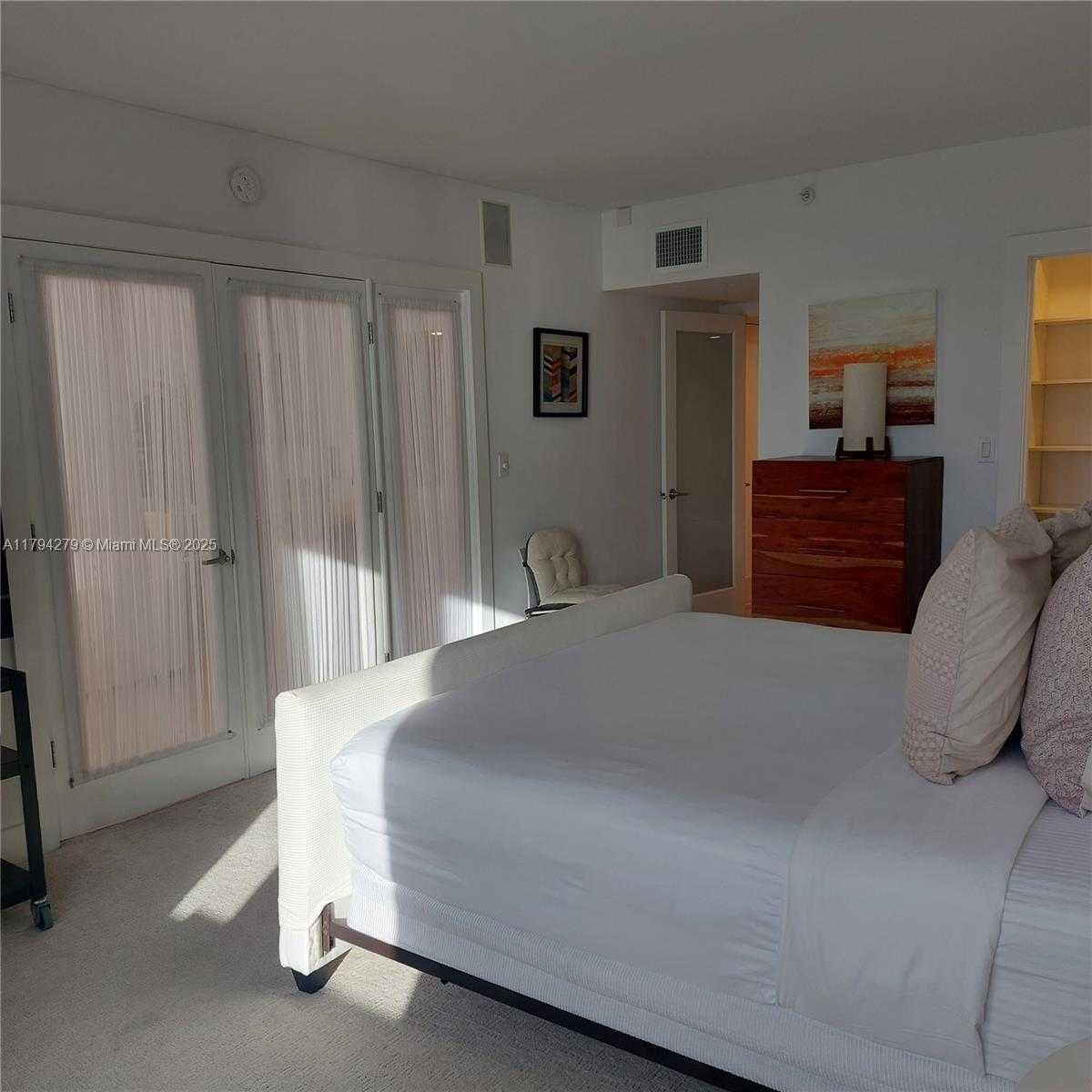 Small Image of 2301 COLLINS AVE #1125, Miami Beach Number 20
