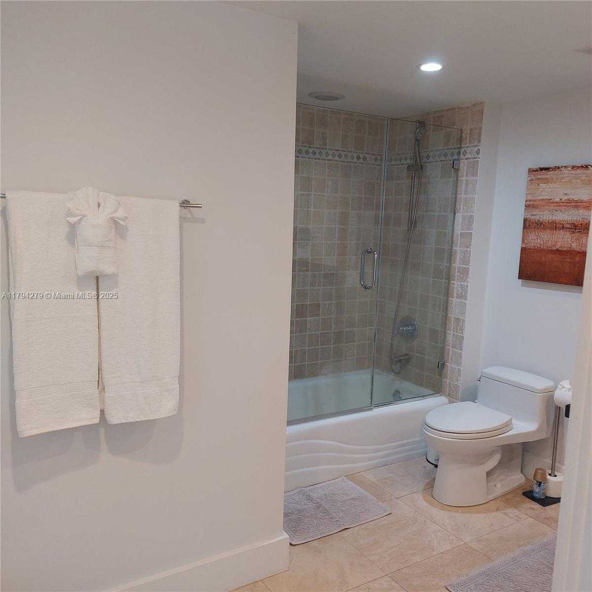Small Image of 2301 COLLINS AVE #1125, Miami Beach Number 24