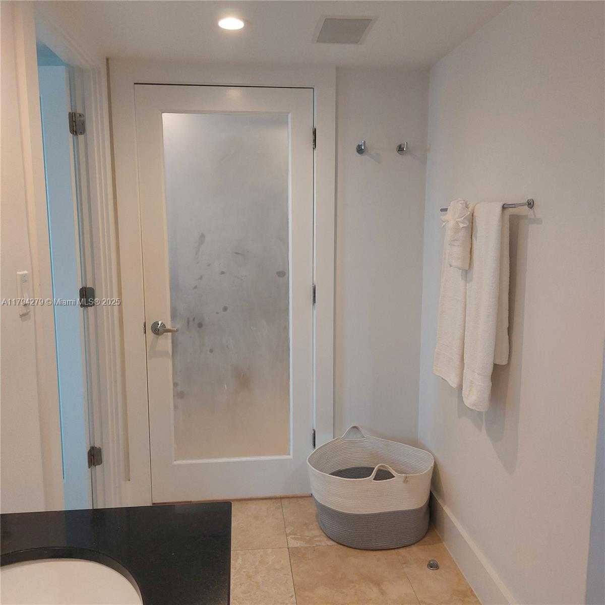 Small Image of 2301 COLLINS AVE #1125, Miami Beach Number 26