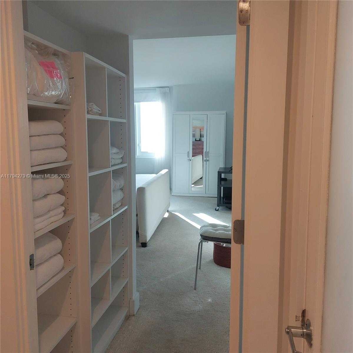 Small Image of 2301 COLLINS AVE #1125, Miami Beach Number 27