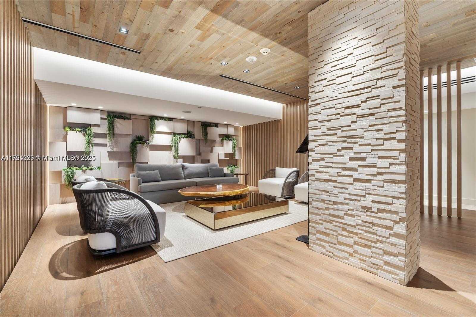 Small Image of 2301 COLLINS AVE #1125, Miami Beach Number 30