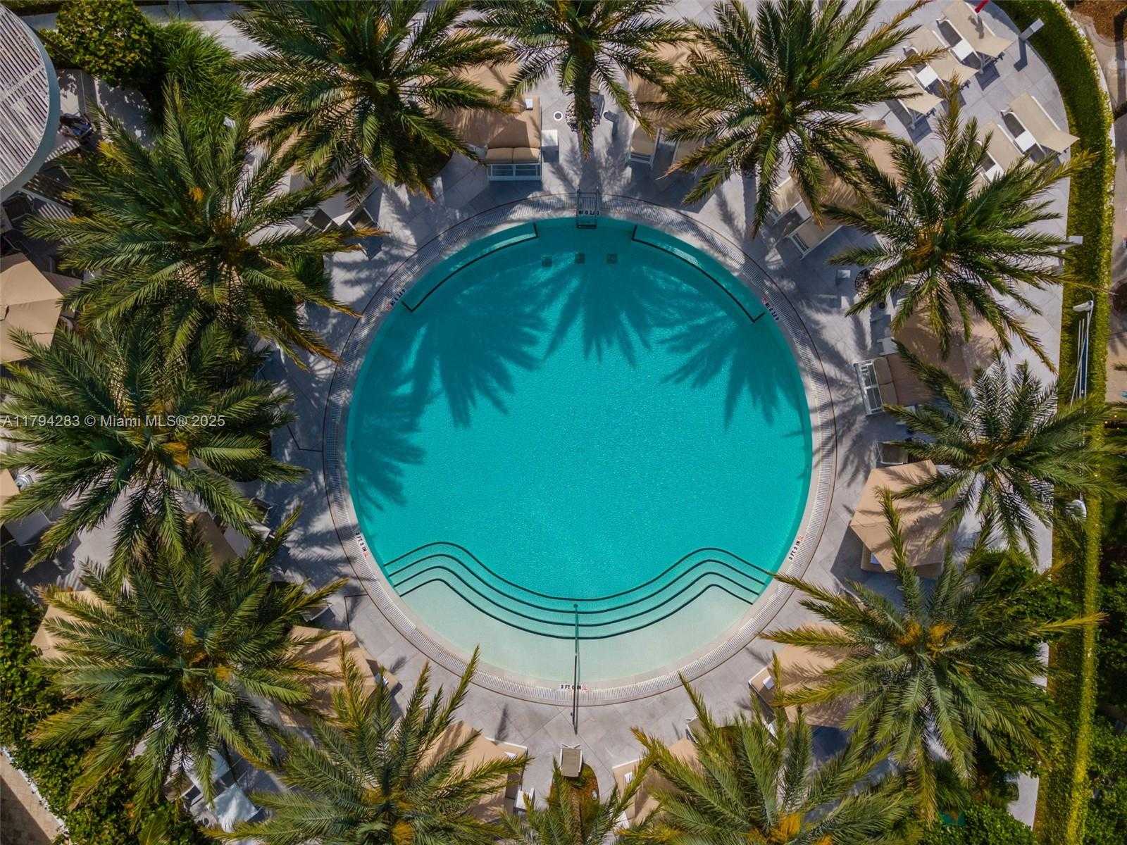 Small Image of 450 Alton Rd, Miami Beach, FL 33139, USA Number 26