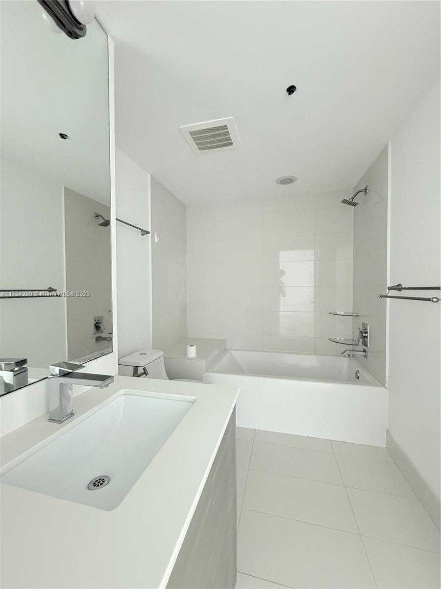 Small Image of 460 28TH ST #1906, Miami Number 12