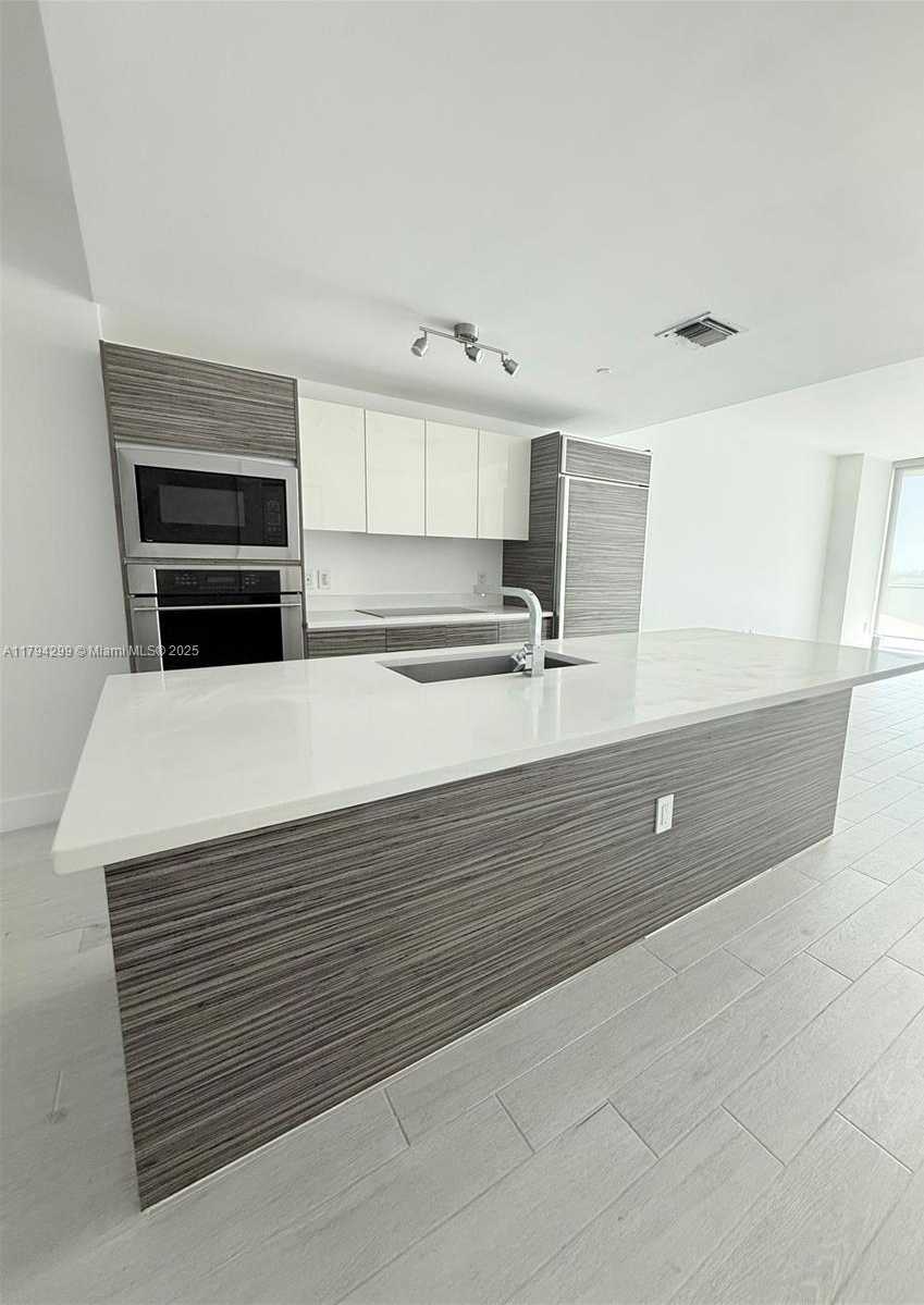 Small Image of 460 28TH ST #1906, Miami Number 15