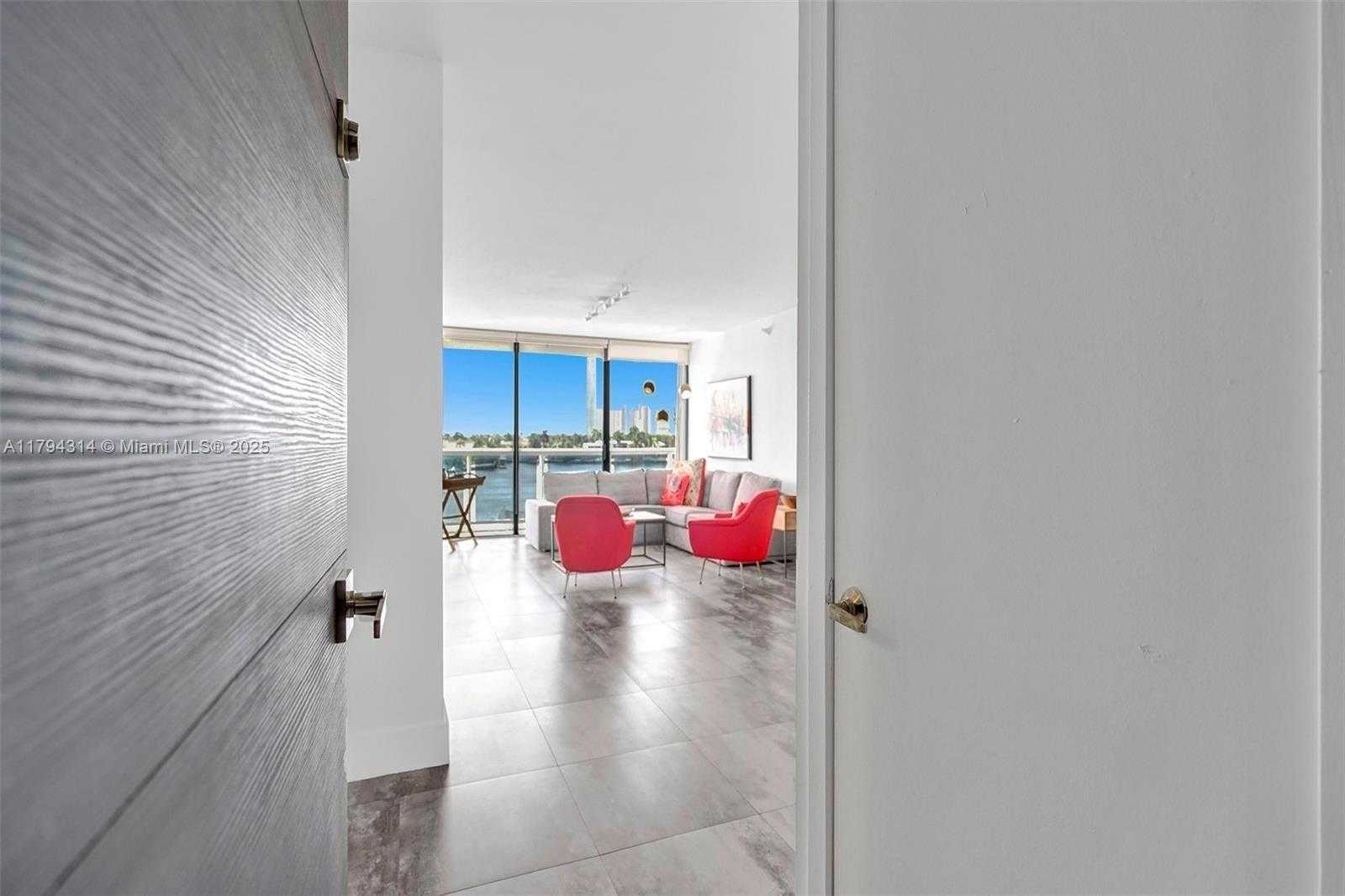 Small Image of 20515 EAST COUNTRY CLUB DR #346, Aventura Number 3