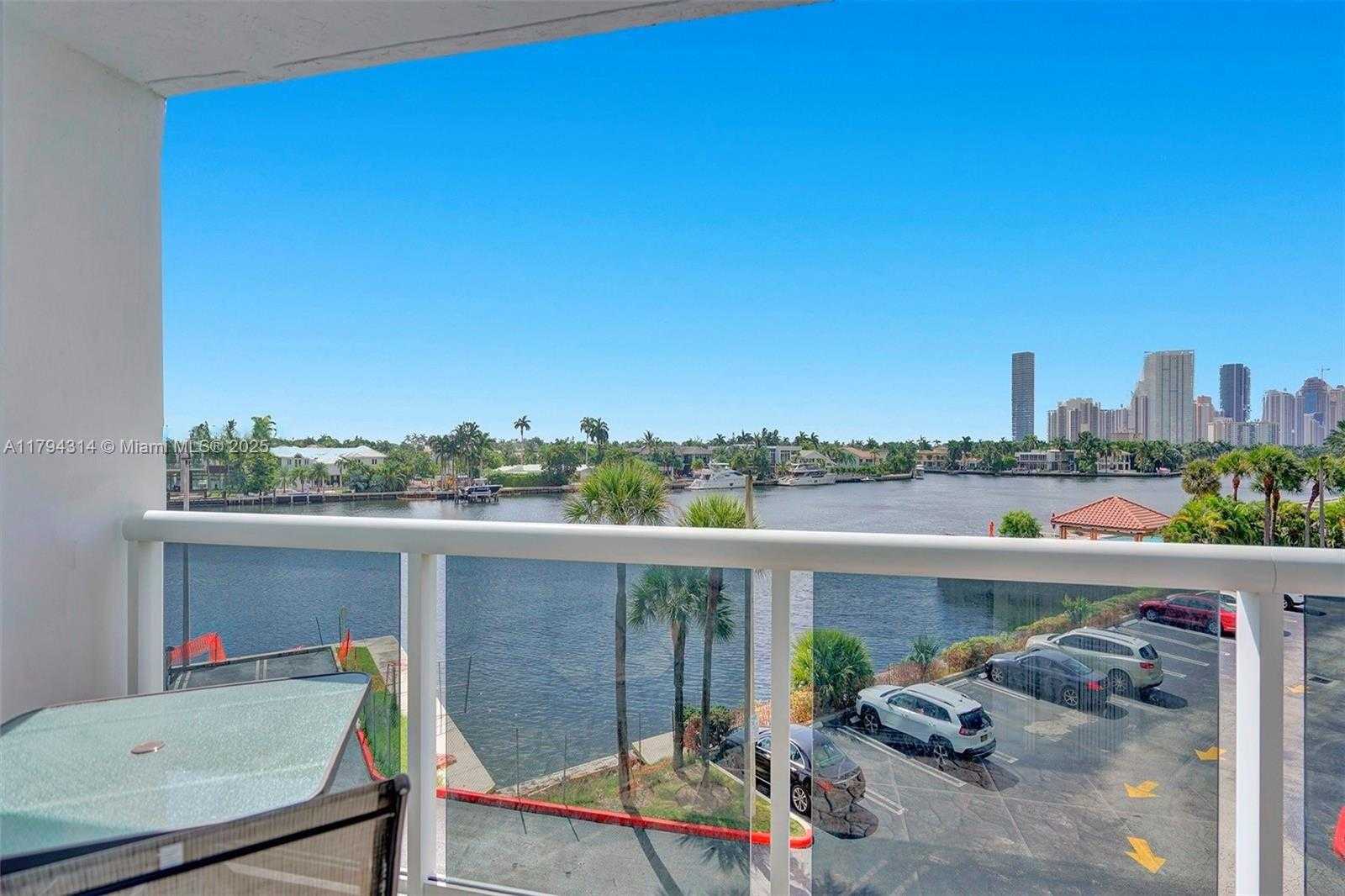 Small Image of 20515 EAST COUNTRY CLUB DR #346, Aventura Number 32