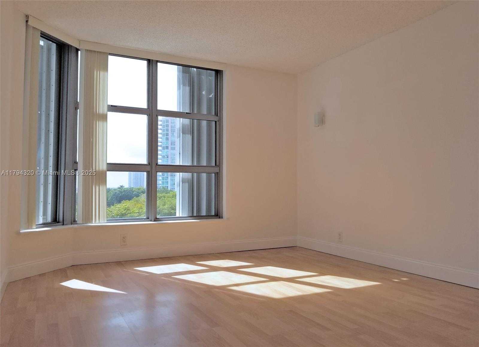 Small Image of 3400 NORTH EAST 192 ST #503, Aventura Number 10