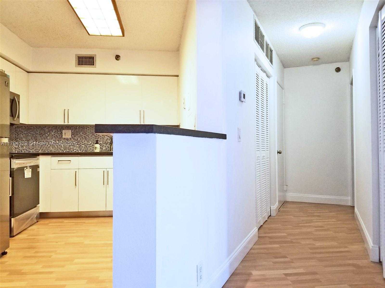 Small Image of 3400 NORTH EAST 192 ST #503, Aventura Number 5