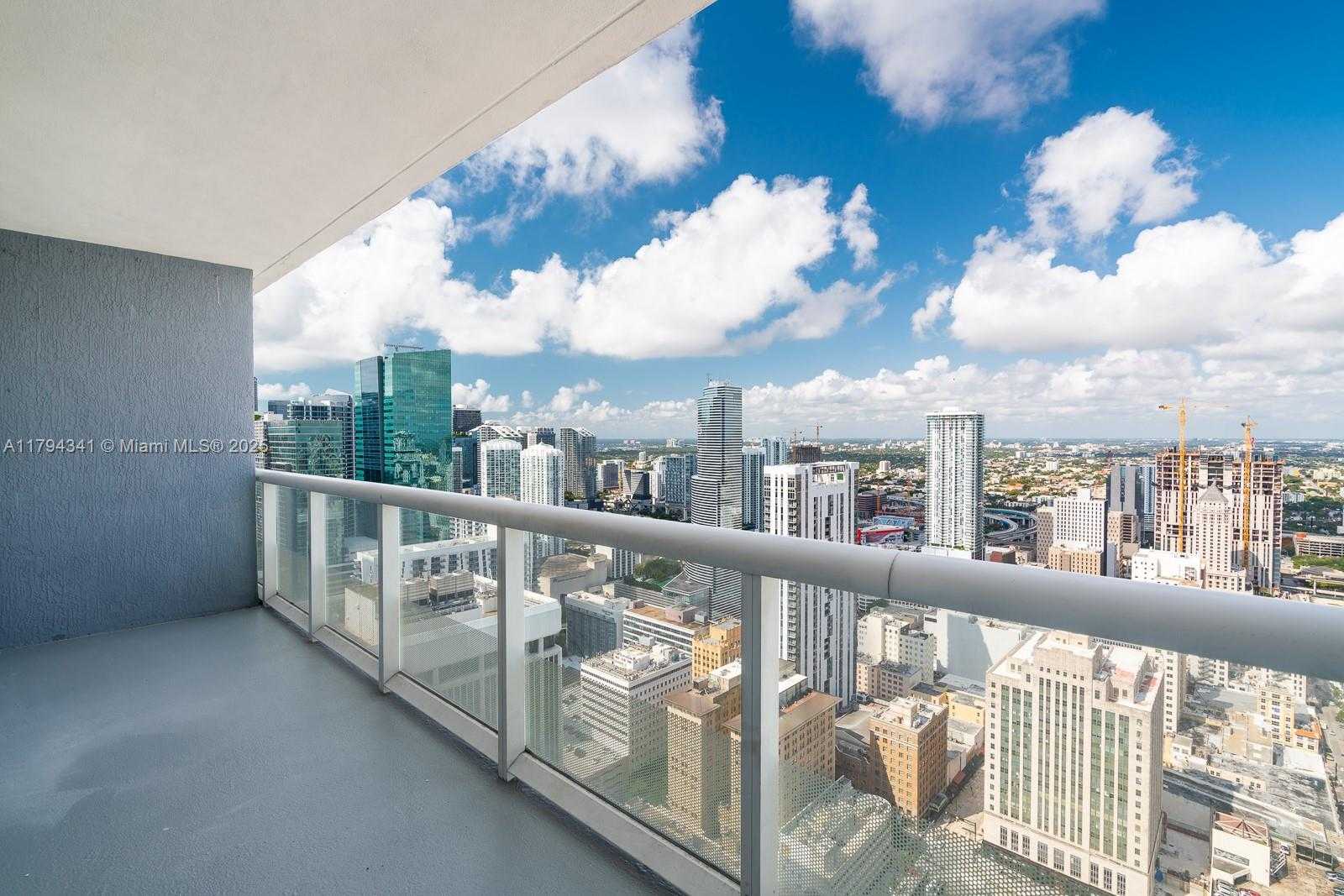Small Image of 50 BISCAYNE BLVD #5003, Miami Number 10