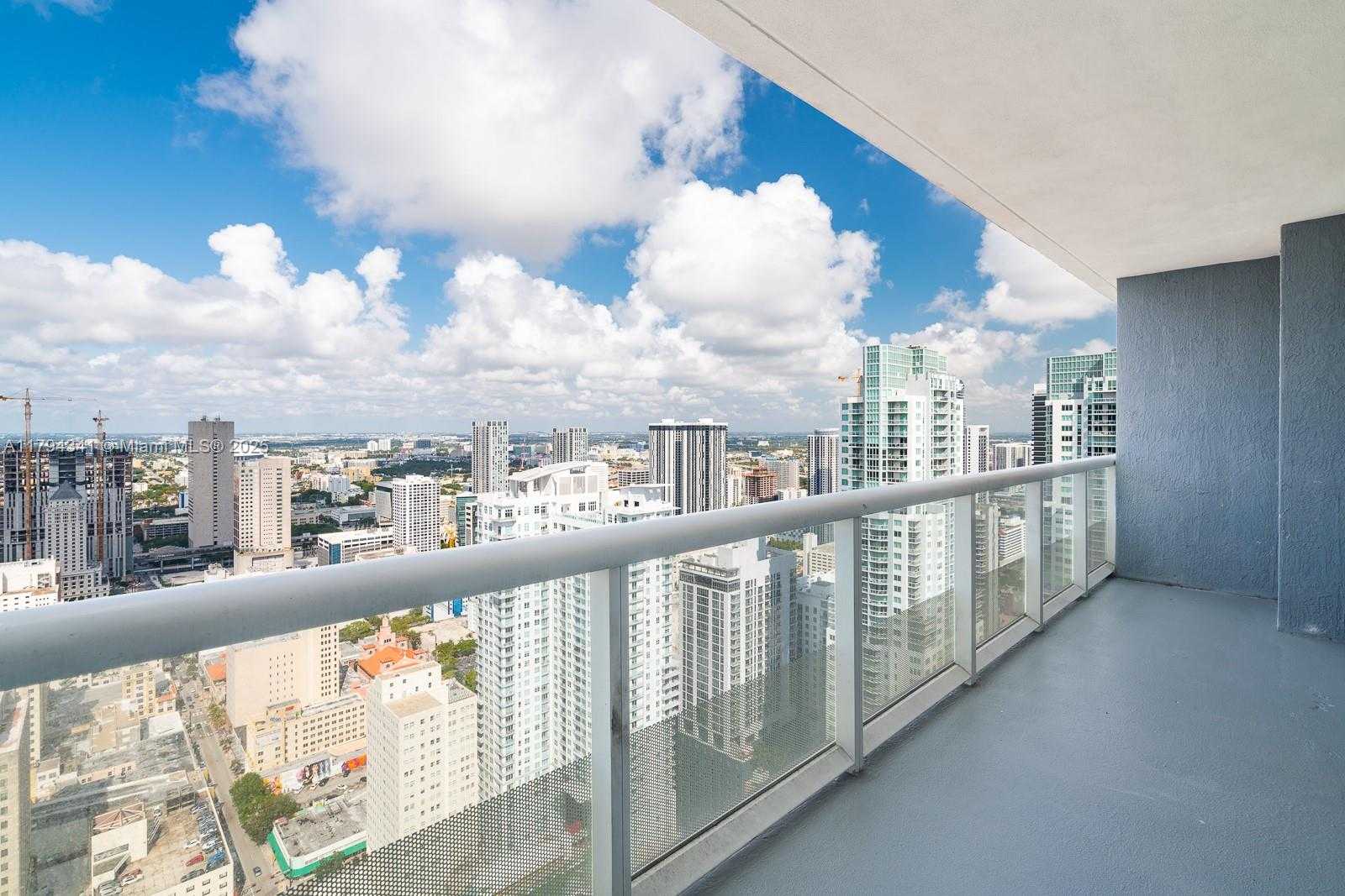 Small Image of 50 BISCAYNE BLVD #5003, Miami Number 12