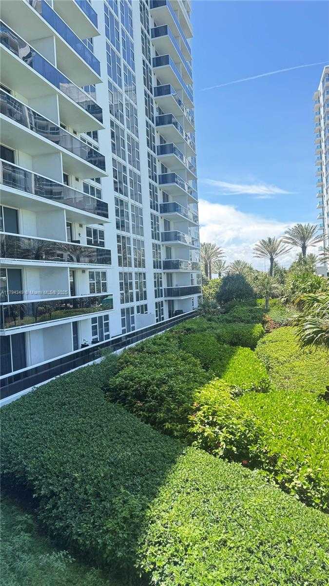 Small Image of 10275 COLLINS AVE #303, Bal Harbour Number 18