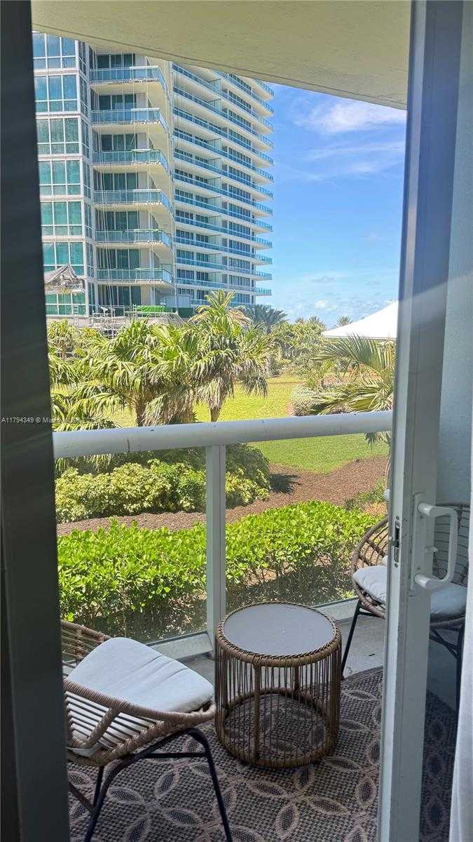 Small Image of 10275 COLLINS AVE #303, Bal Harbour Number 23