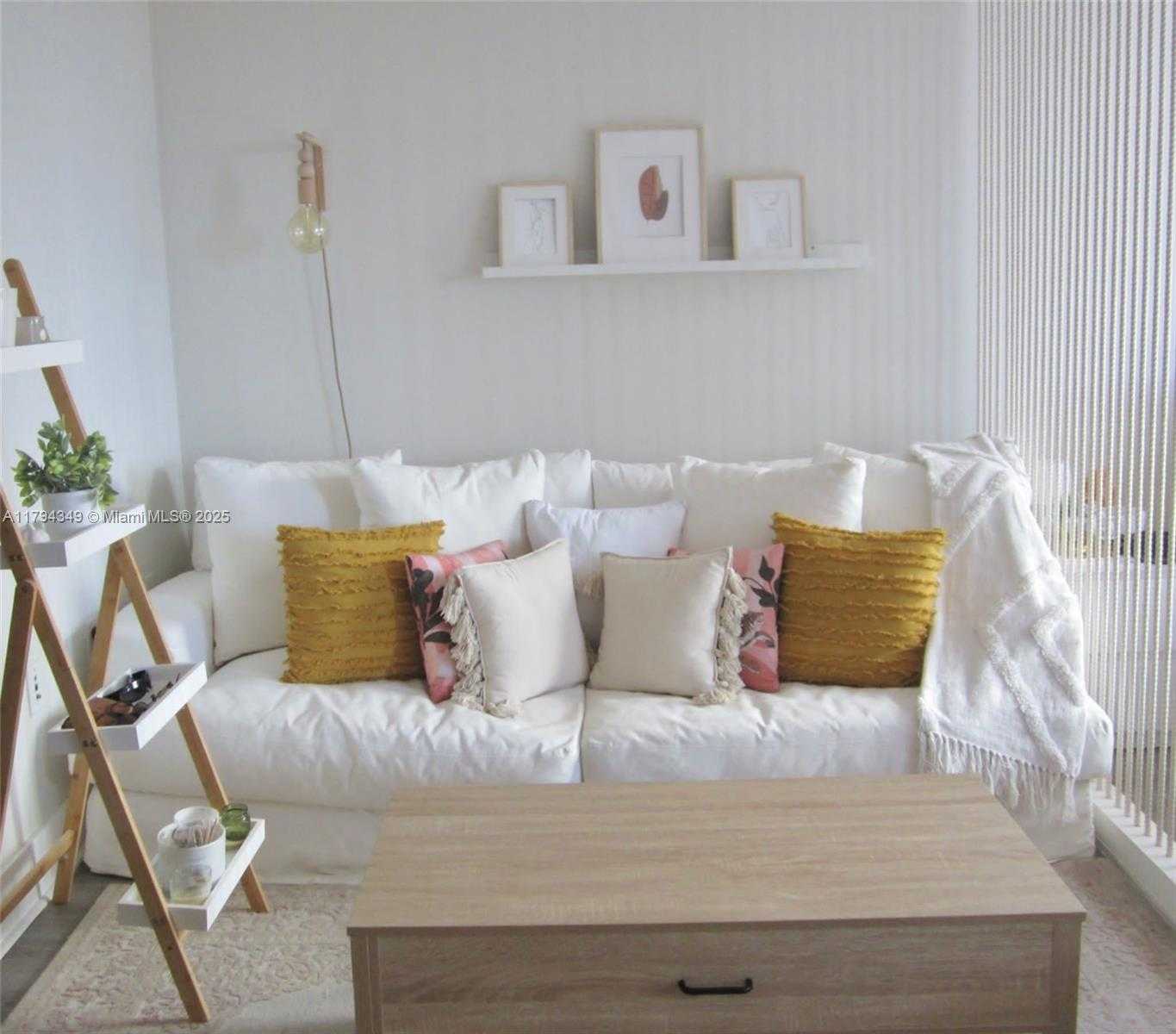 Small Image of 10275 COLLINS AVE #303, Bal Harbour Number 3