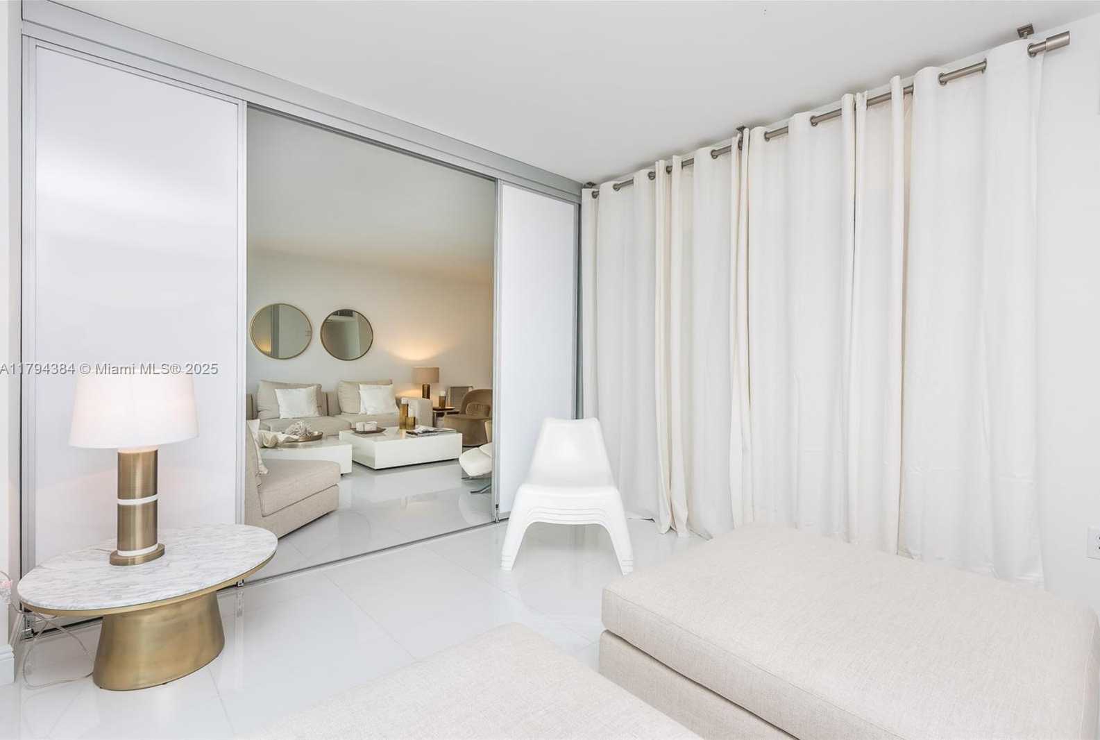 Small Image of 10275 COLLINS AVE #706, Bal Harbour Number 22