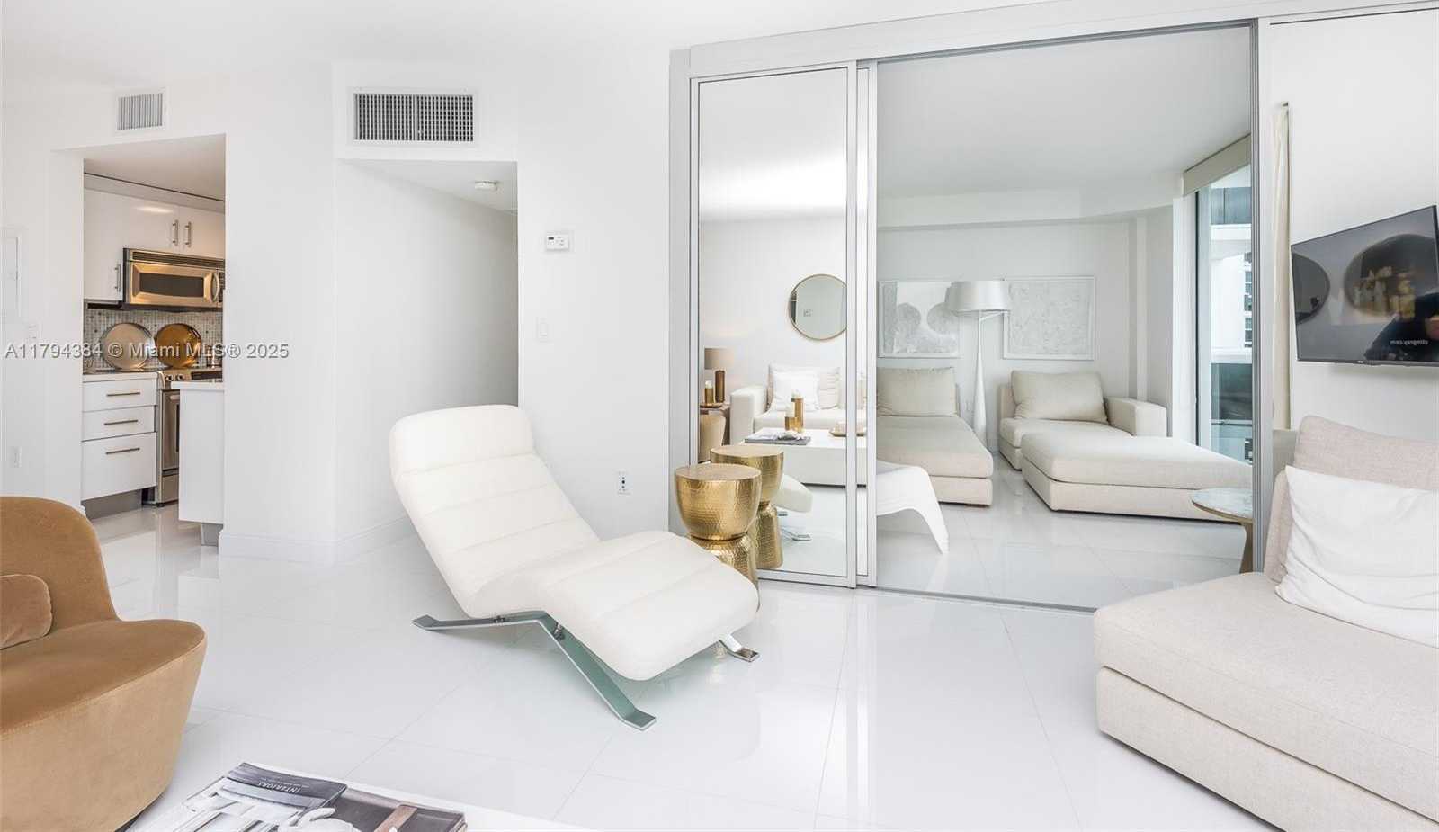 Small Image of 10275 COLLINS AVE #706, Bal Harbour Number 8