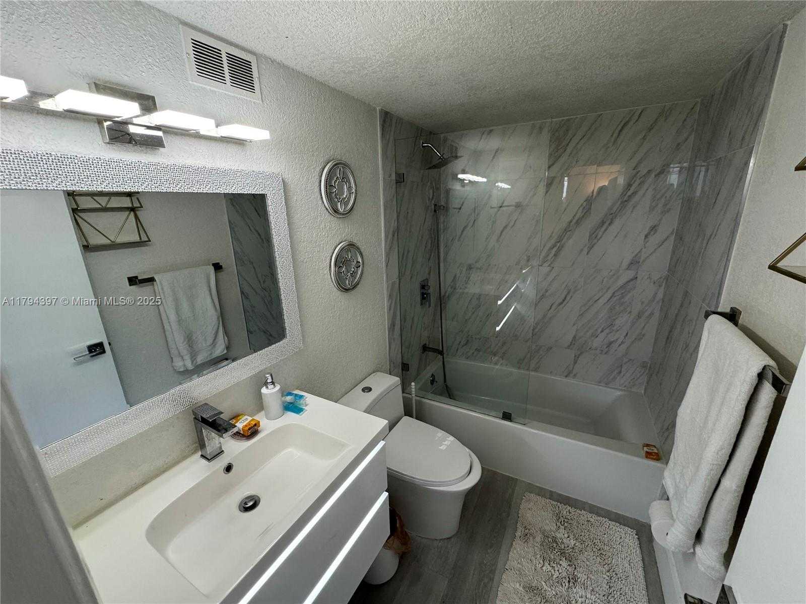 Small Image of 1251 NORTH EAST 108TH ST #816, Miami Number 18