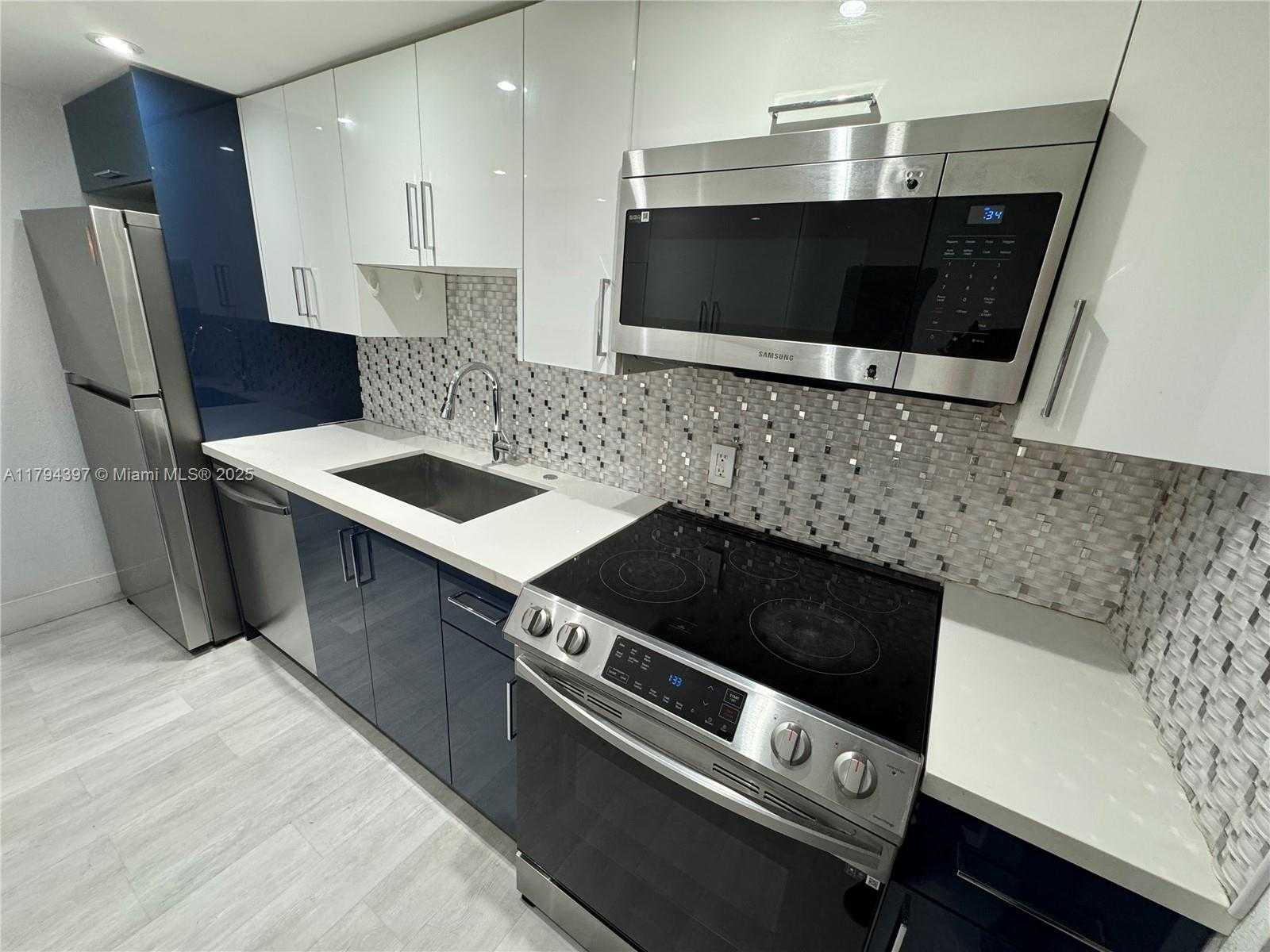 Small Image of 1251 NORTH EAST 108TH ST #816, Miami Number 2