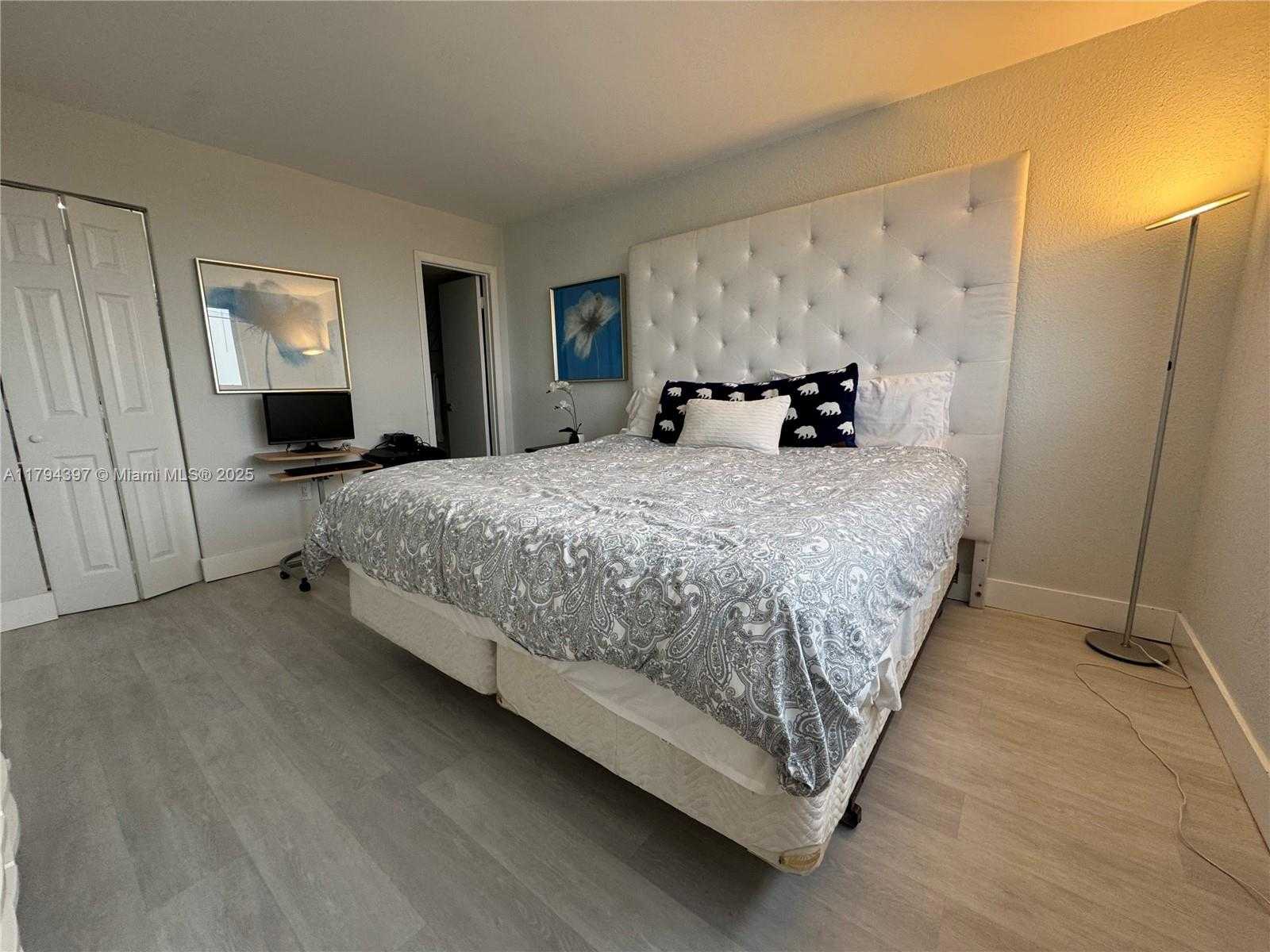 Small Image of 1251 NORTH EAST 108TH ST #816, Miami Number 23