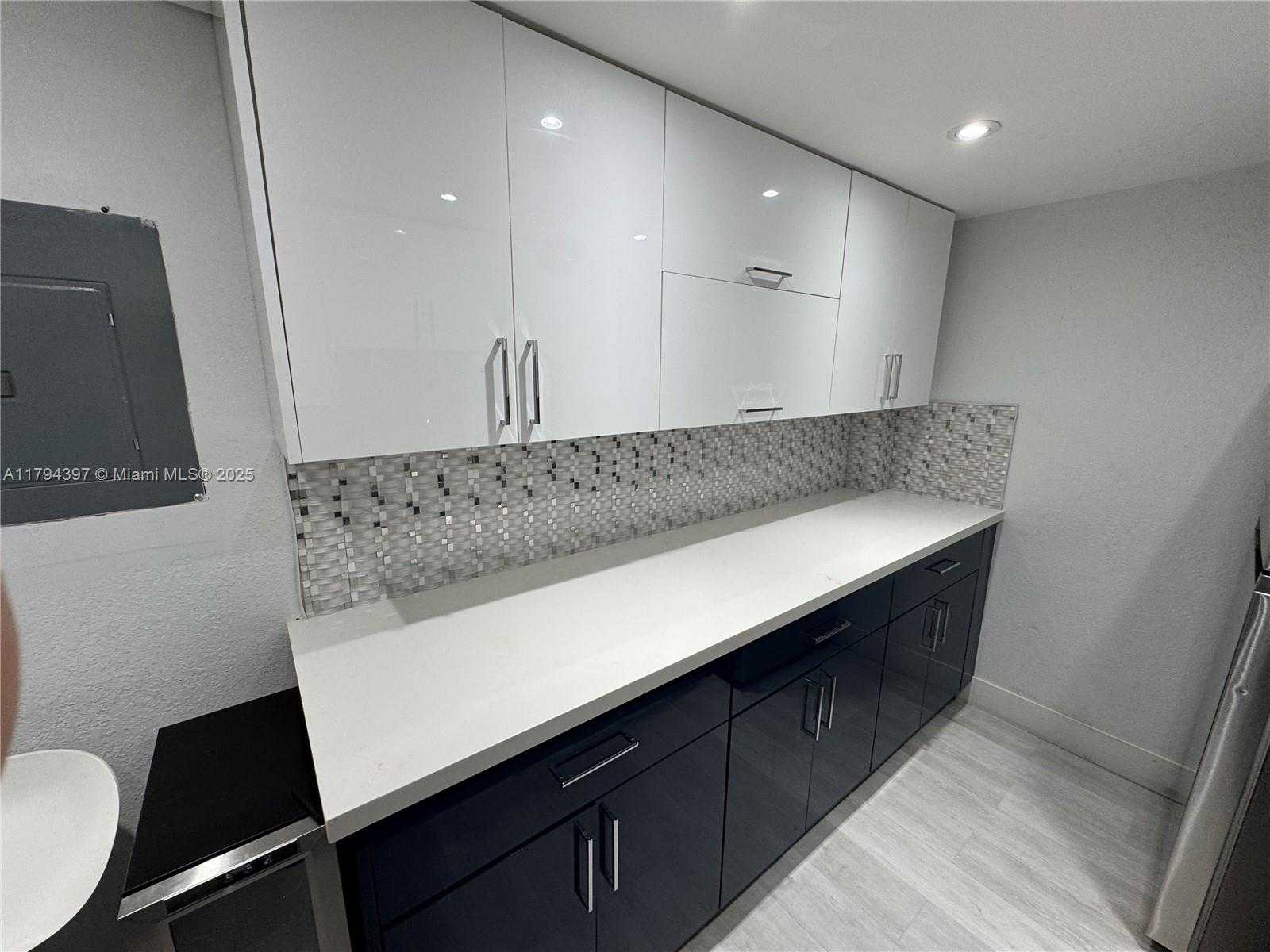 Small Image of 1251 NORTH EAST 108TH ST #816, Miami Number 3
