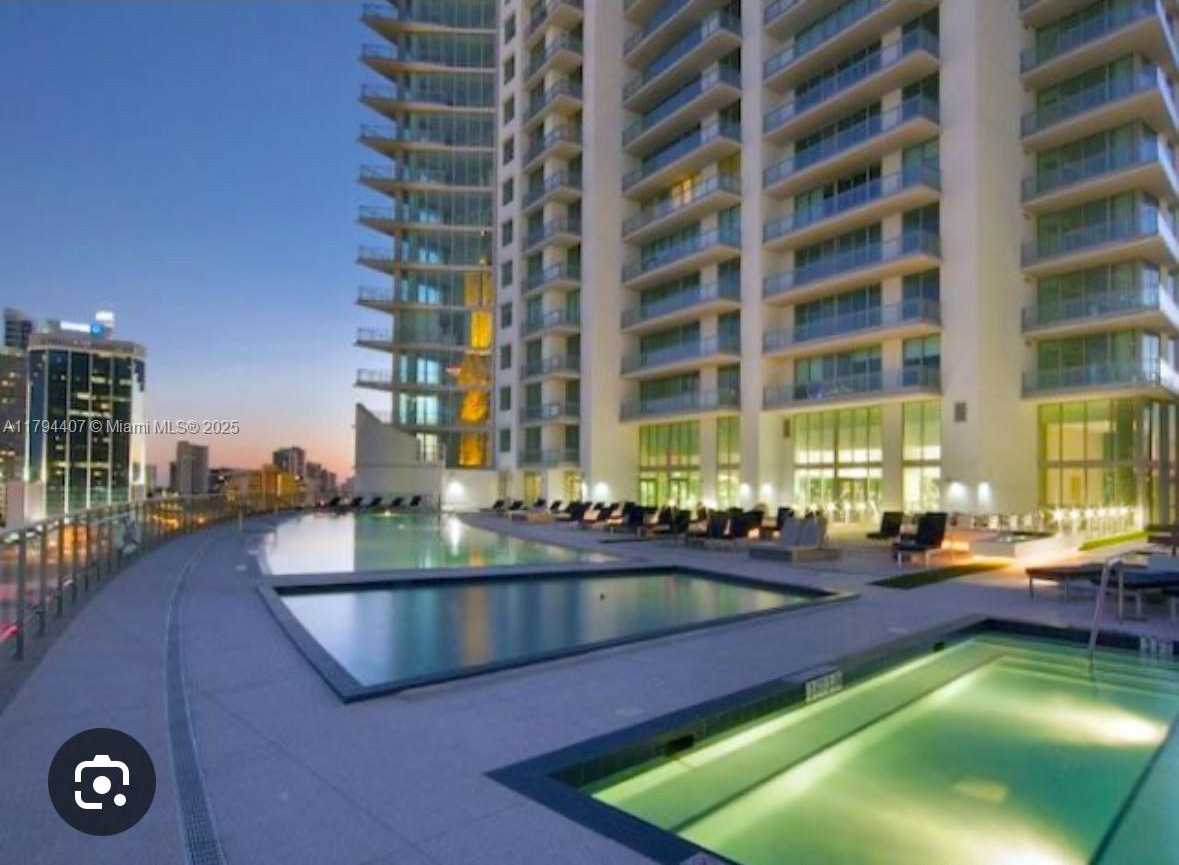 Small Image of 92 SOUTH WEST 3RD ST #4304, Miami Number 16