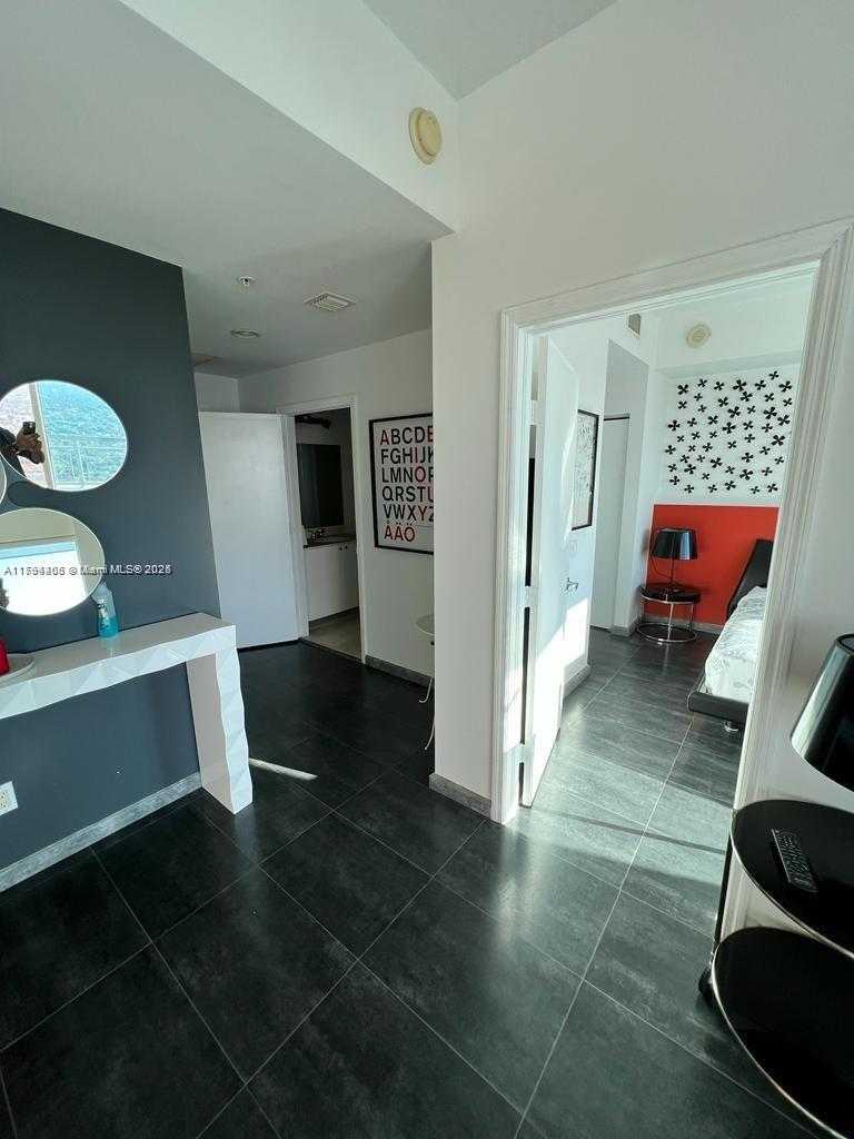 Small Image of 60 SOUTH WEST 13 ST #3407, Miami Number 16