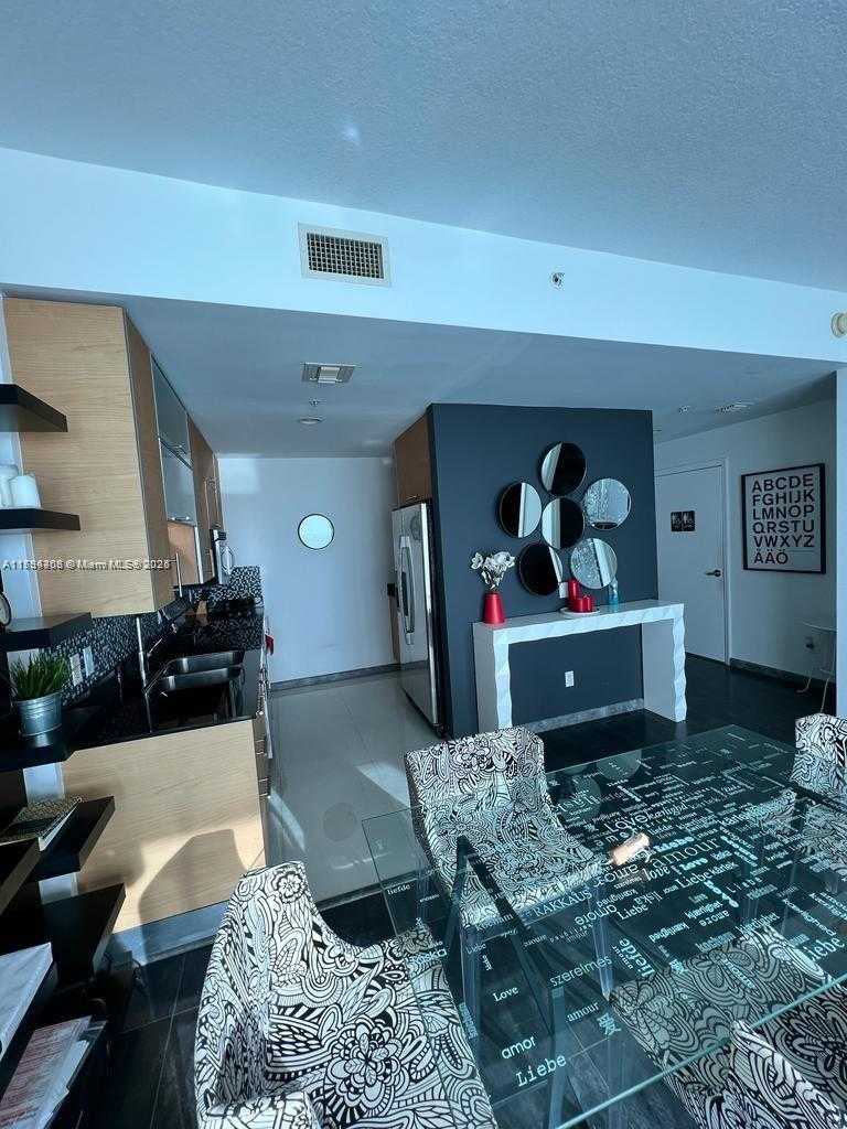 Small Image of 60 SOUTH WEST 13 ST #3407, Miami Number 19