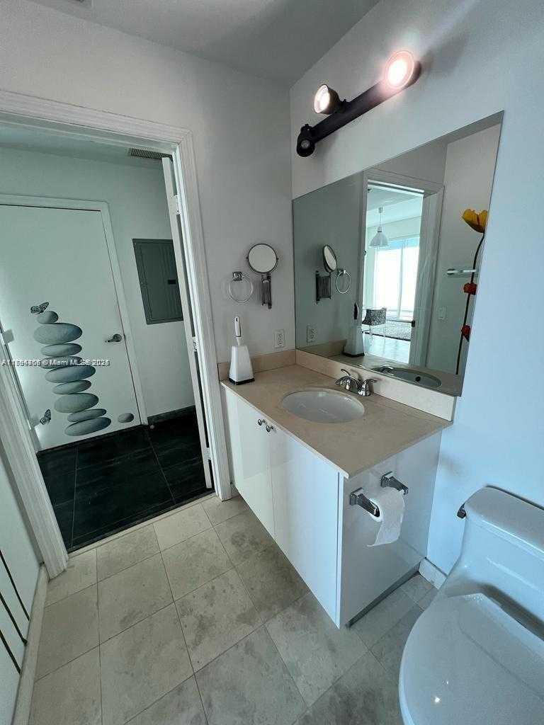 Small Image of 60 SOUTH WEST 13 ST #3407, Miami Number 6