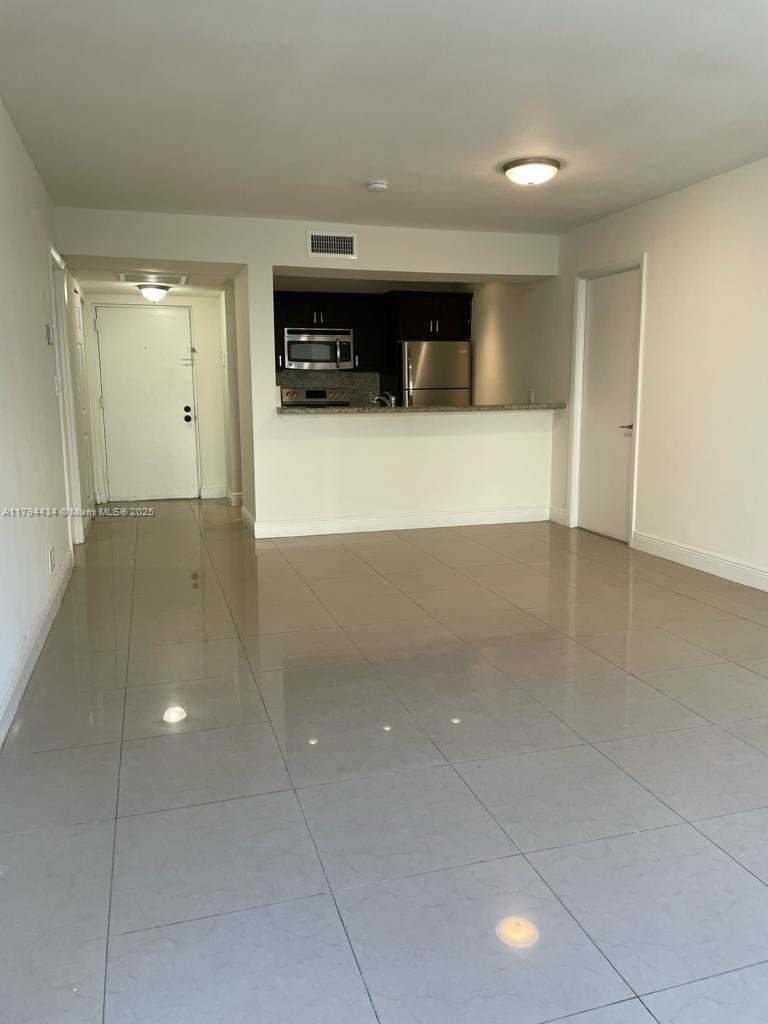 Small Image of 8120 GENEVA CT #355, Doral Number 3