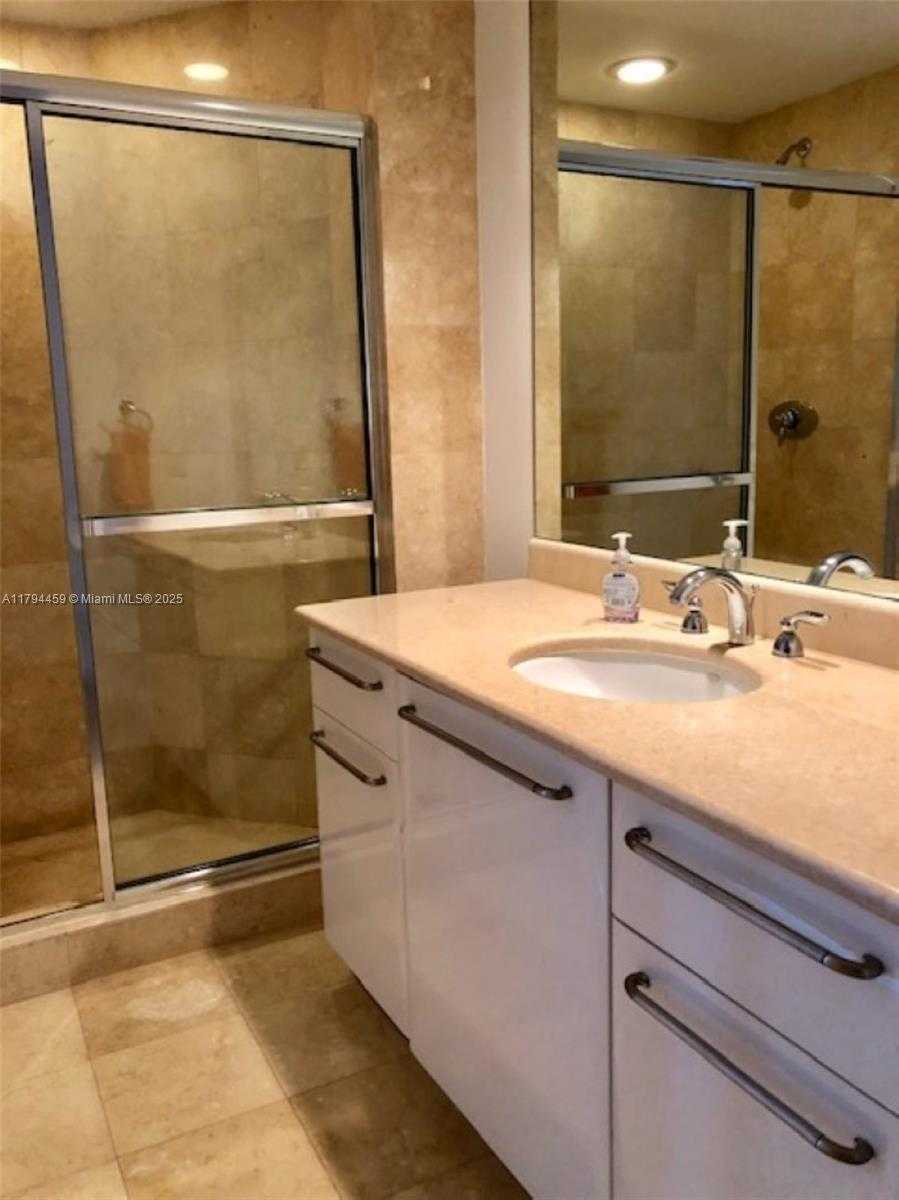 Small Image of 3101 SOUTH OCEAN DR #2406, Hollywood Number 15