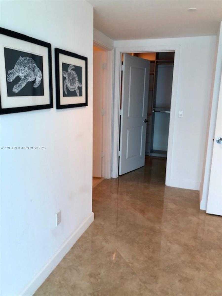 Small Image of 3101 SOUTH OCEAN DR #2406, Hollywood Number 22