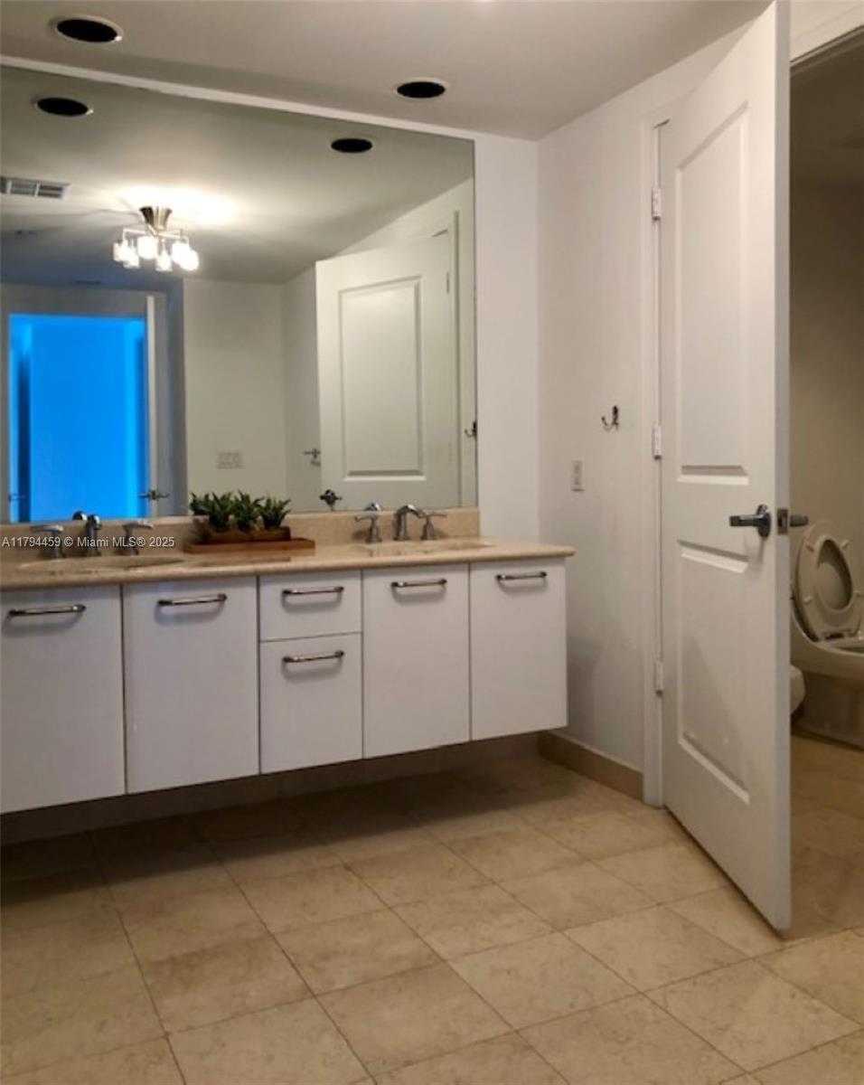 Small Image of 3101 SOUTH OCEAN DR #2406, Hollywood Number 25