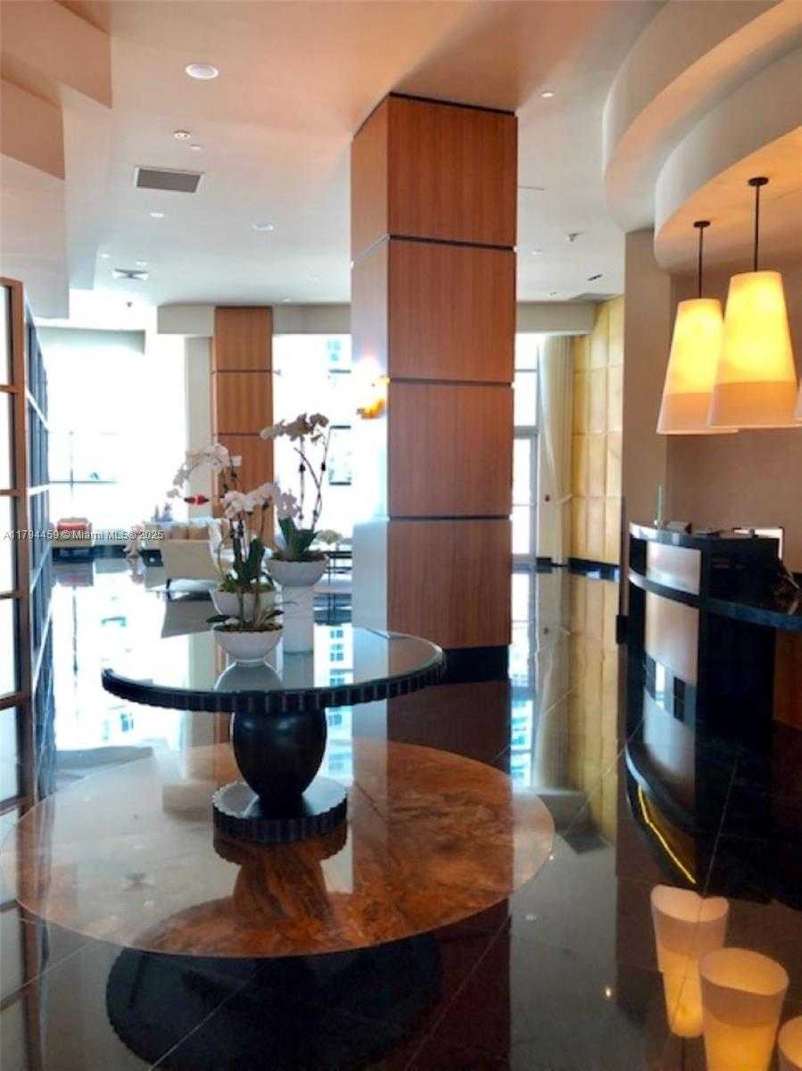 Small Image of 3101 SOUTH OCEAN DR #2406, Hollywood Number 31