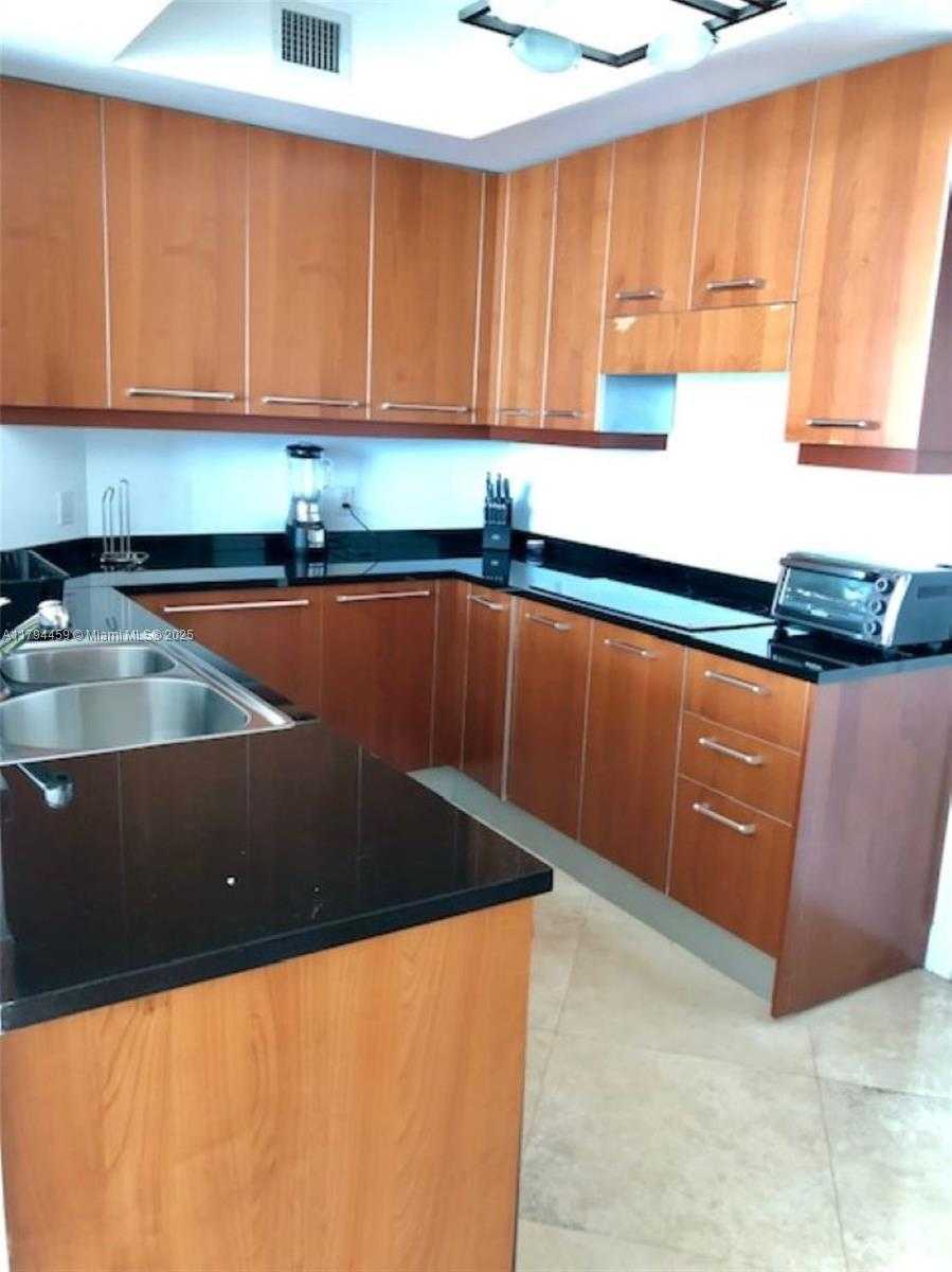 Small Image of 3101 SOUTH OCEAN DR #2406, Hollywood Number 6