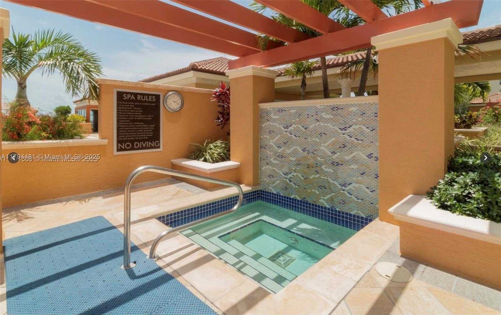 Small Image of 90 #1106, Miami Beach Number 18