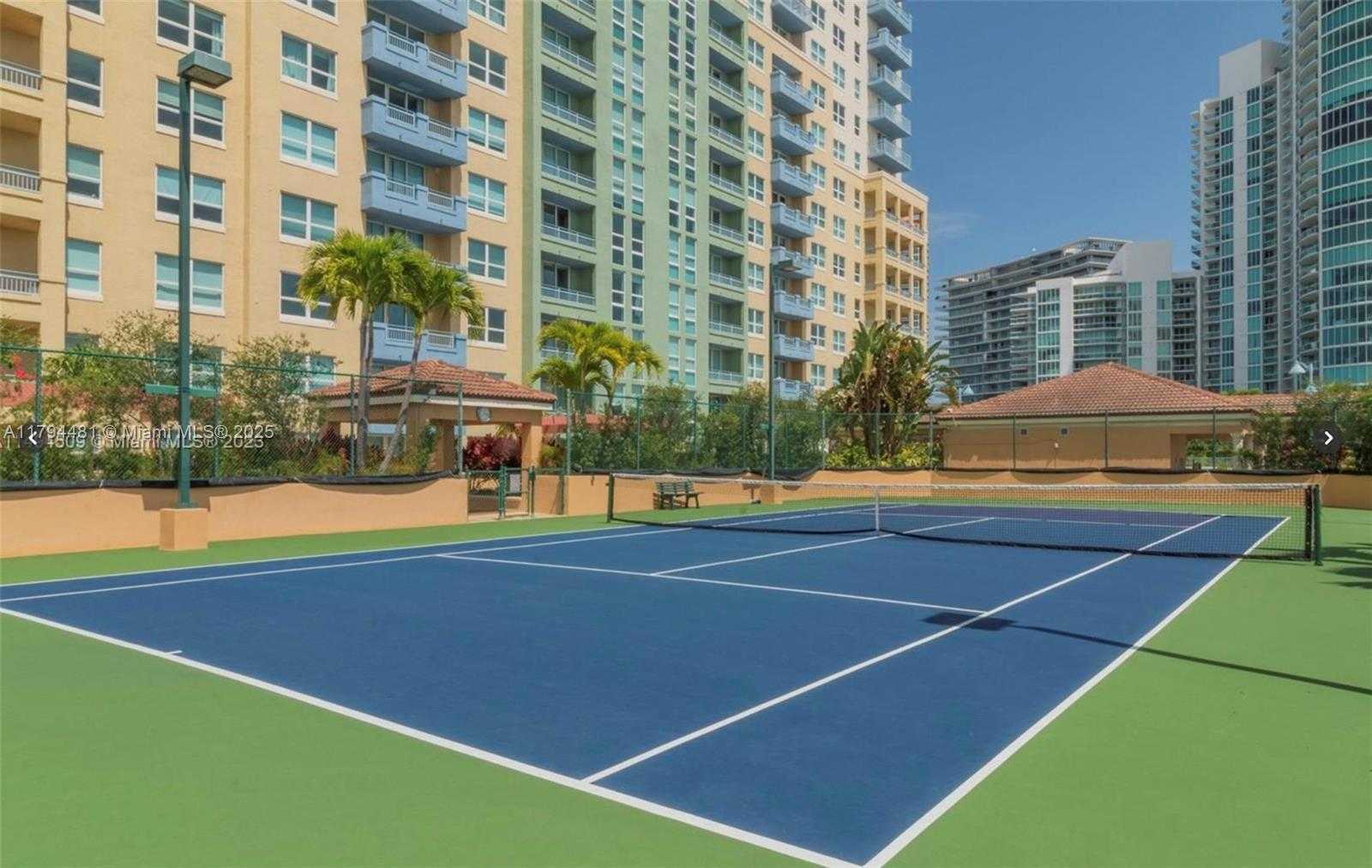 Small Image of 90 #1106, Miami Beach Number 21
